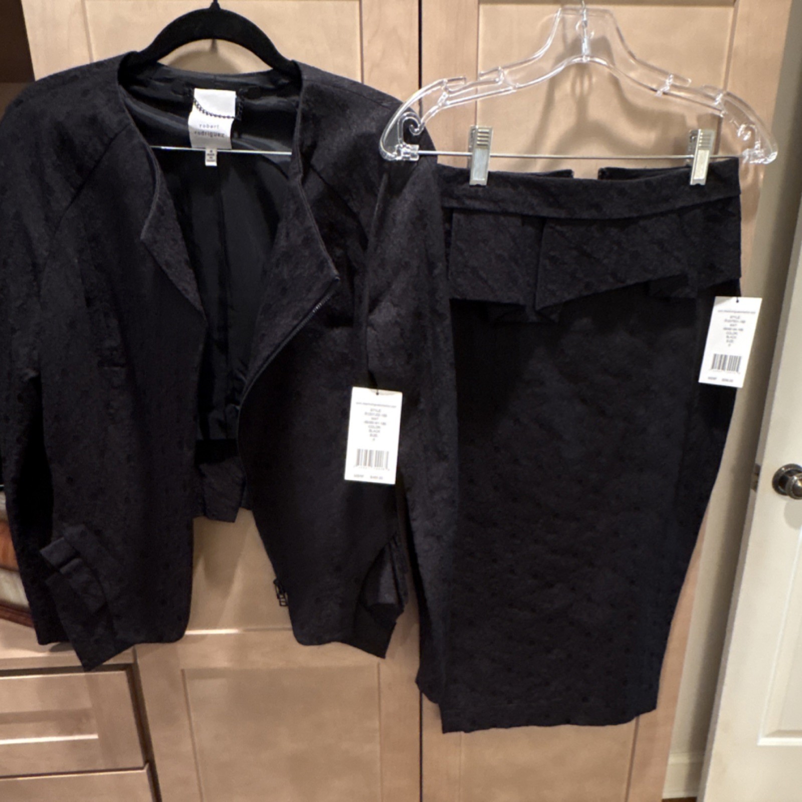 Robert Rodriguez Black Dot Skirt Suit Set Jacket & Skirt Long Sleeve Sizes 4 & 0