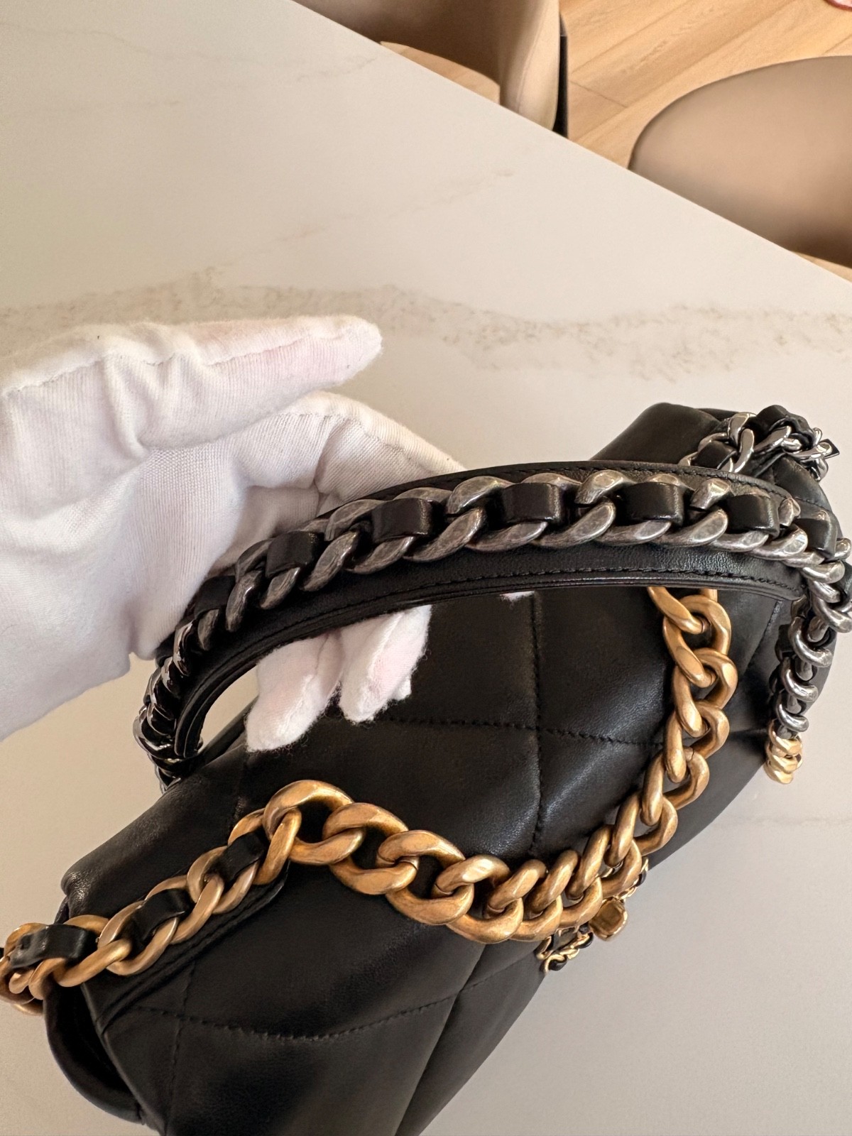 Authentic Chanel 19 in black Lambskin with mixed hardware size small