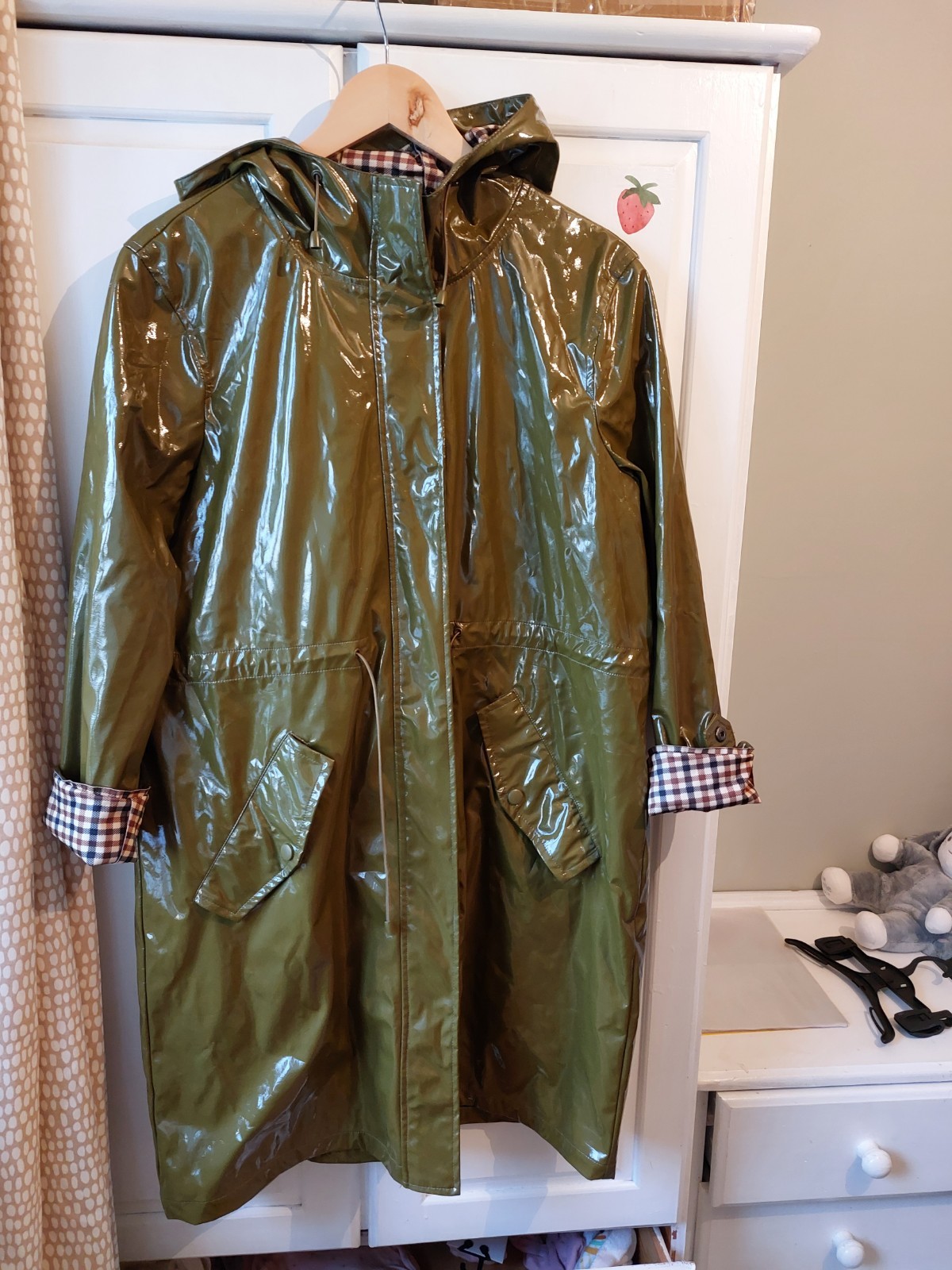 Womens Pvc Raincoat Olive Green size 12-14 Large Trenchcoat waterproof