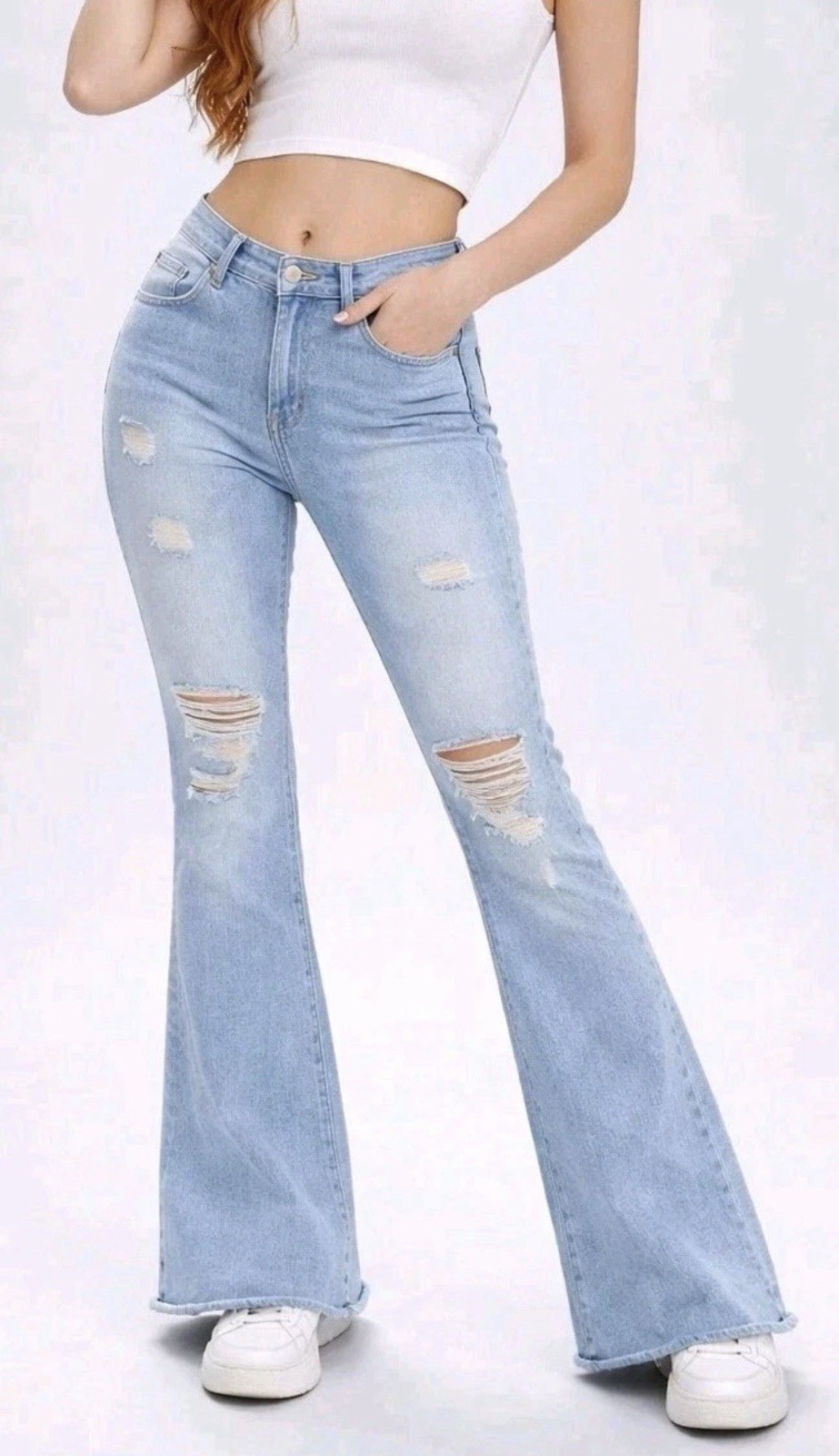 Levi’s 726 Flare Jeans Light Wash Women’s Stretch Denim Tag Size 33 Distressed