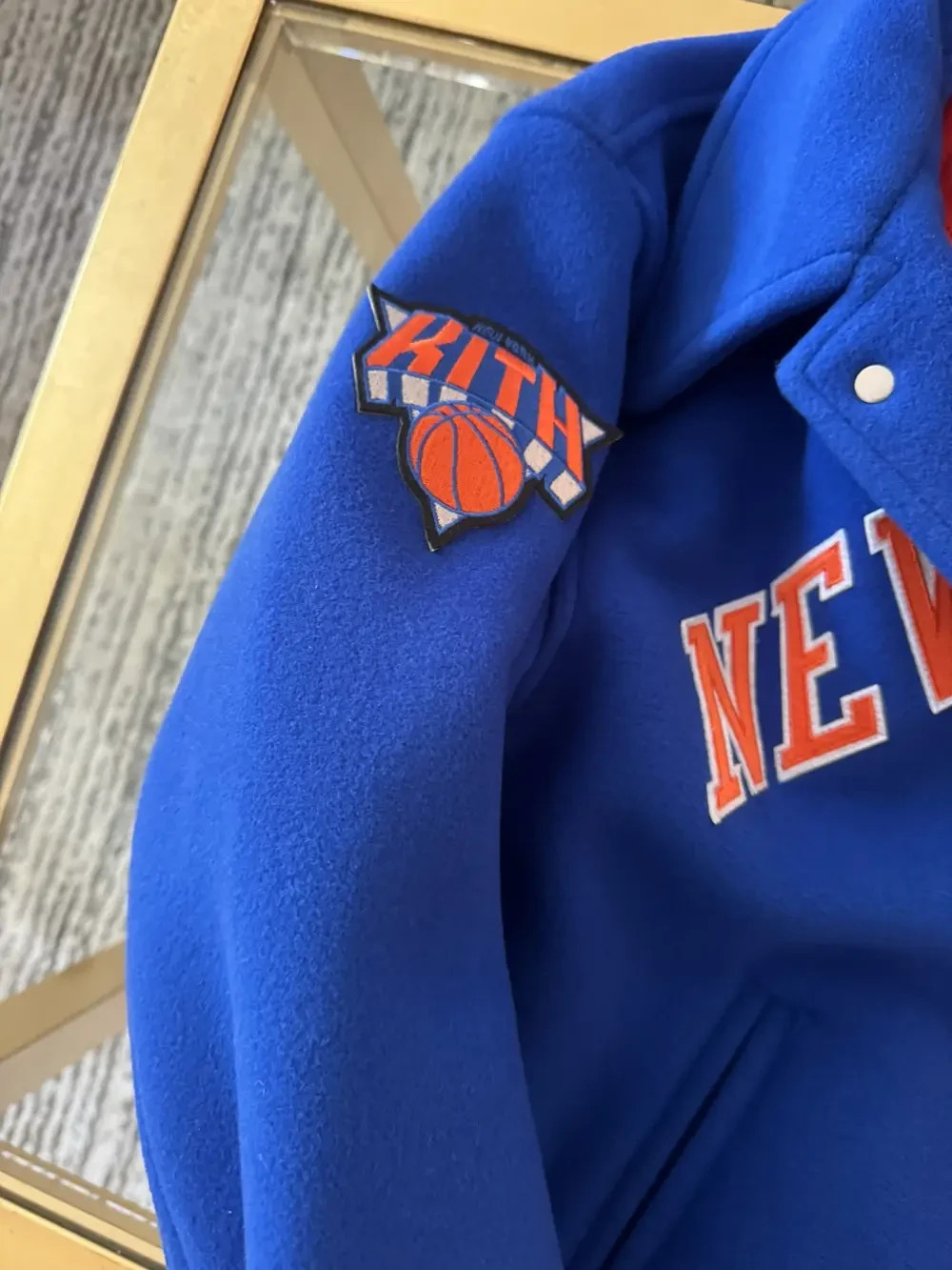 Kith & Kin x New York Knicks Premium Wool Varsity Jacket – Royal Blue