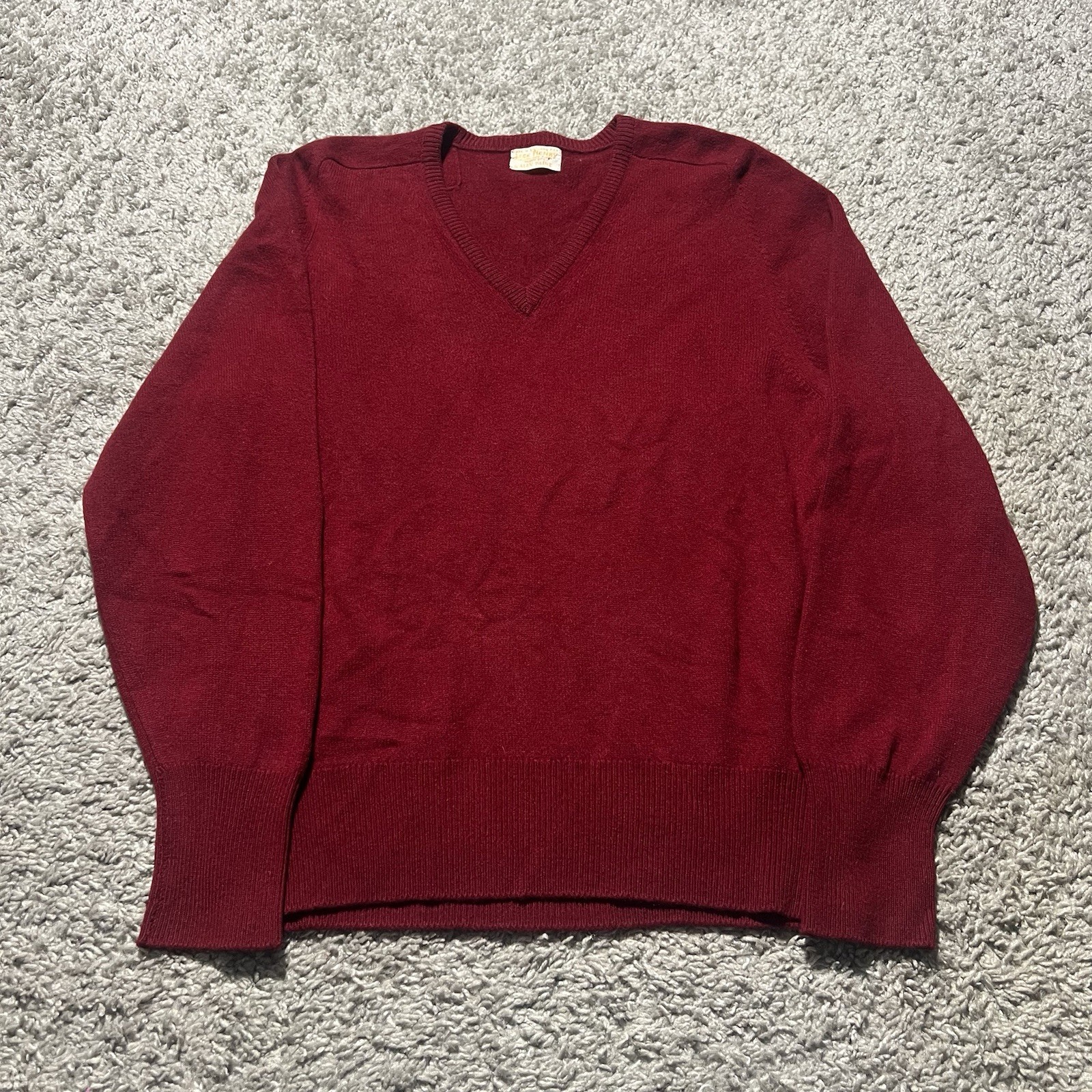 True Vintage Jack Henry Alan Paine Soft Cashmere Sweater England 70s 60s Small