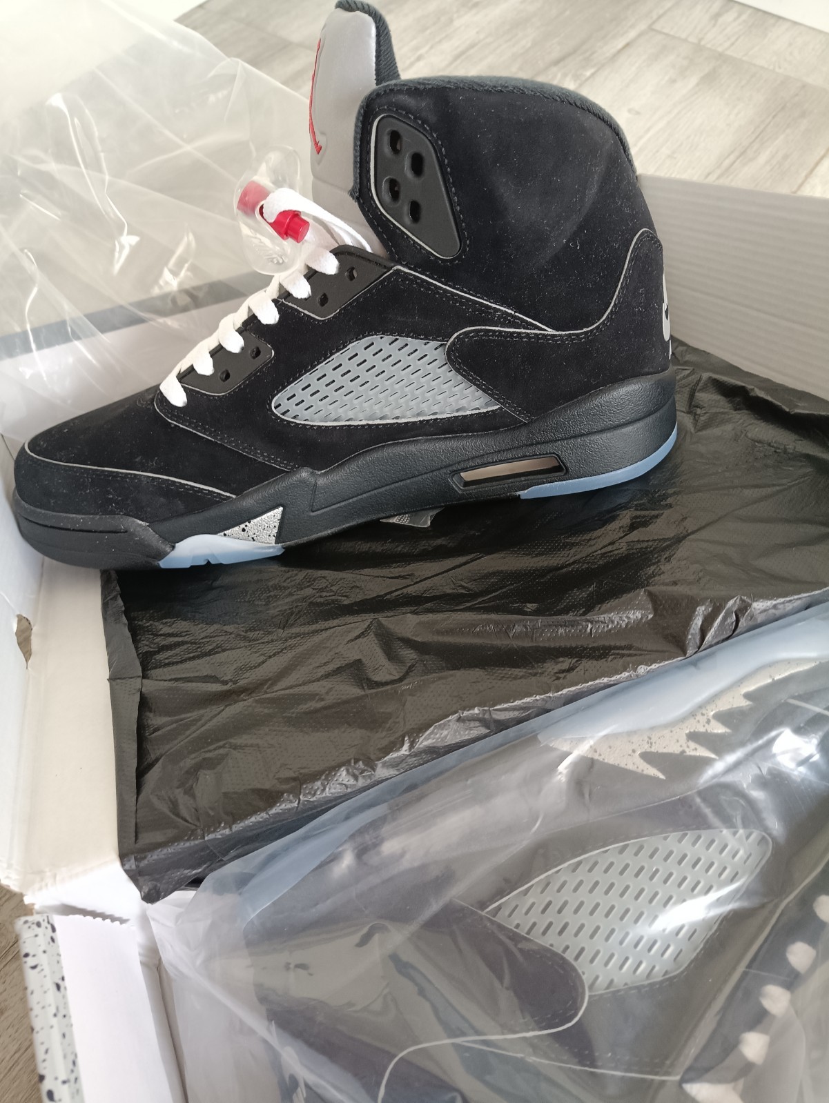 Air Jordan 5 Retro OG Black Metallic