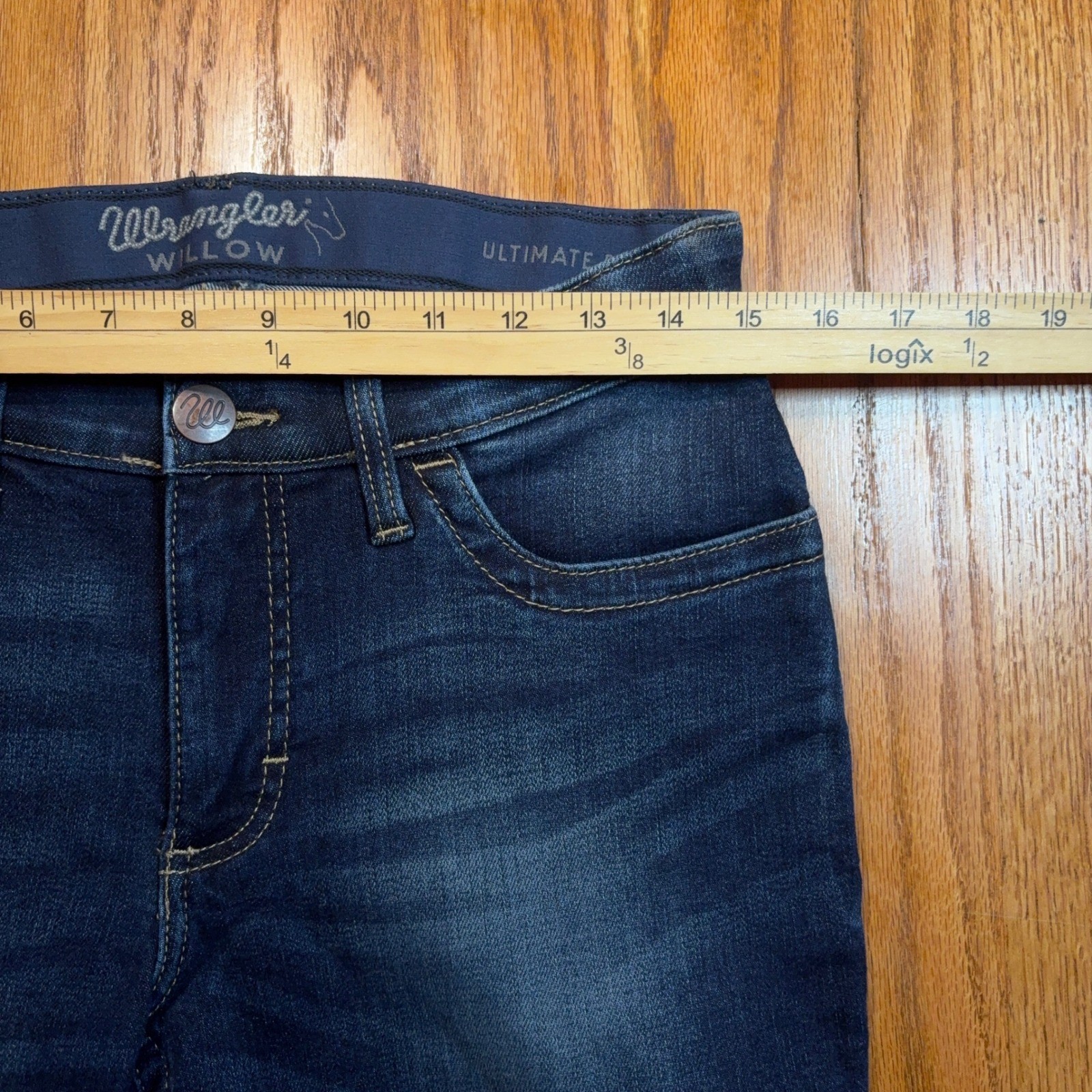 Wrangler Willow Ultimate Riding Jeans Womens 7 (30X31) Boot Cut Mid Rise Denim