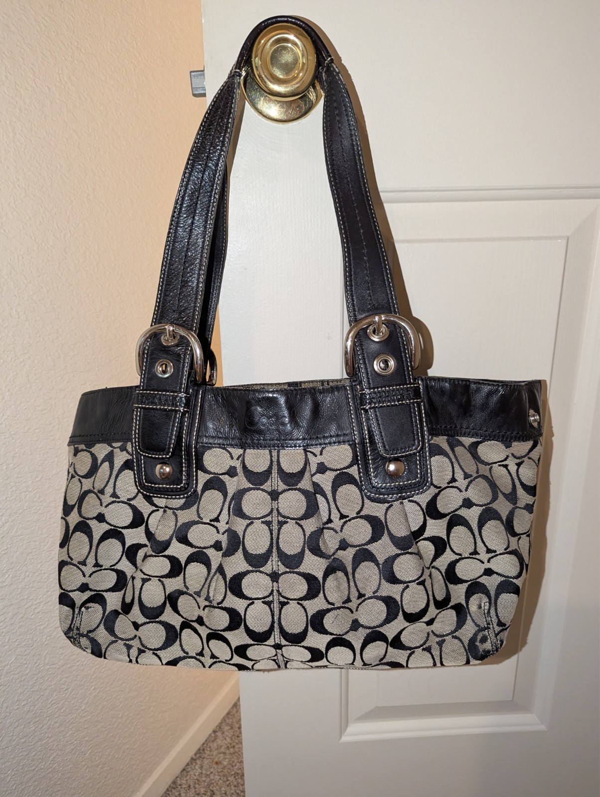 Coach Large Canvas & Leather Grey & Black Soho Shoulder Tote /w Feet
