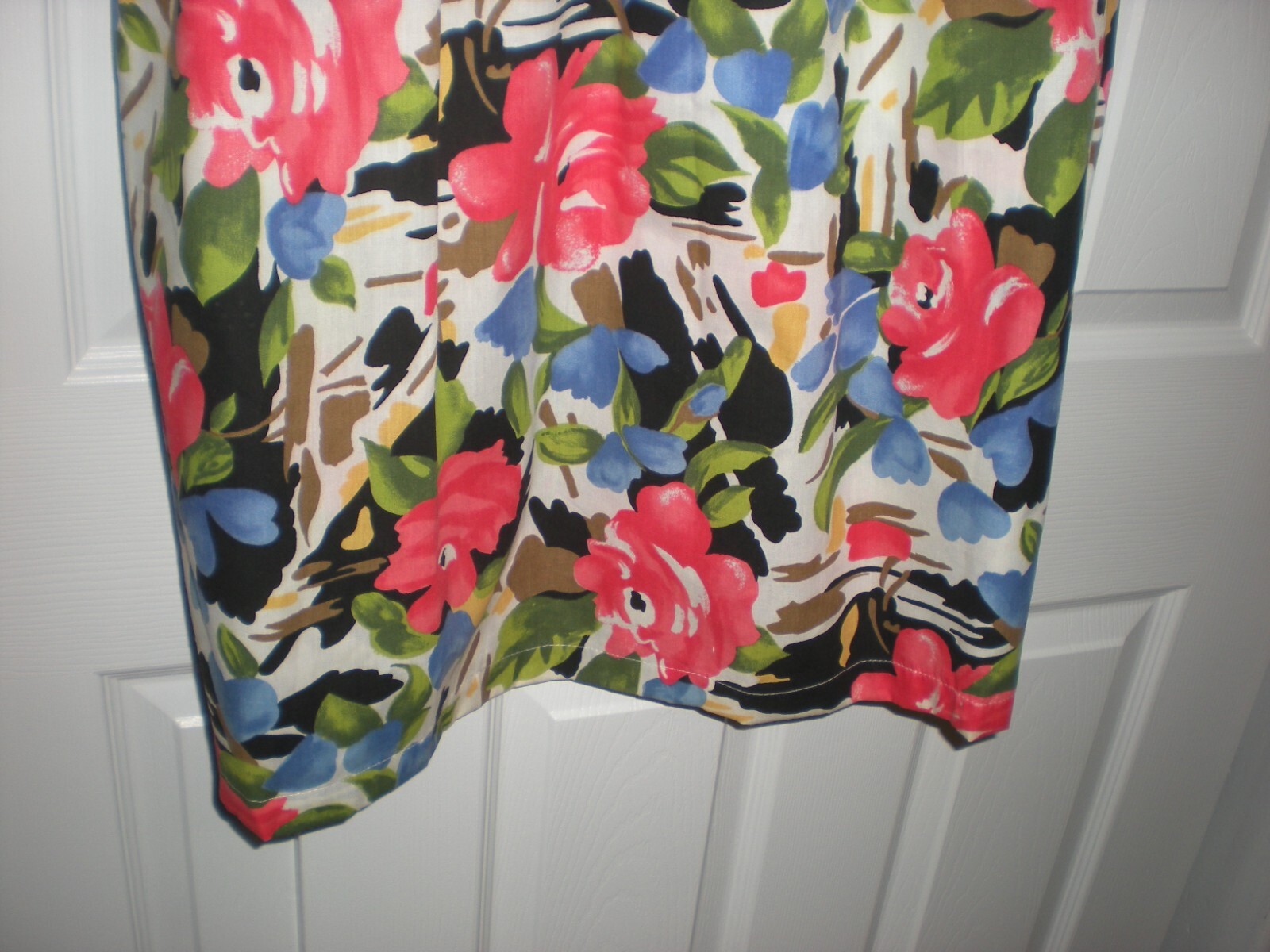 IMPROVED LIVING Multicolored colorful Robe or House Dress Women’s Size 2XL