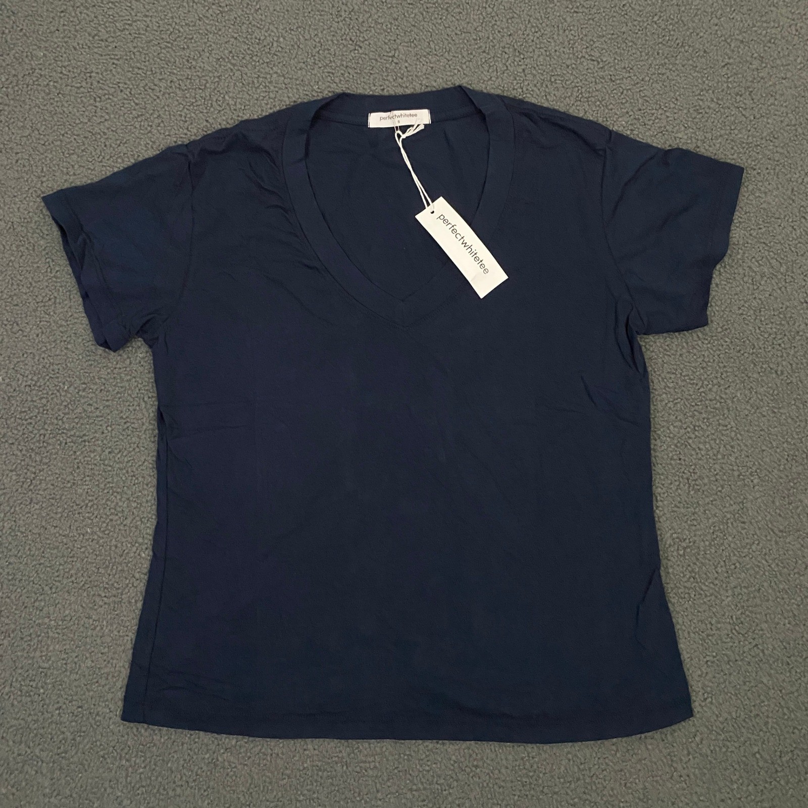perfectwhitetee Hendrix Tee T-Shirt Women Small Navy Basic Capsule Minimalist