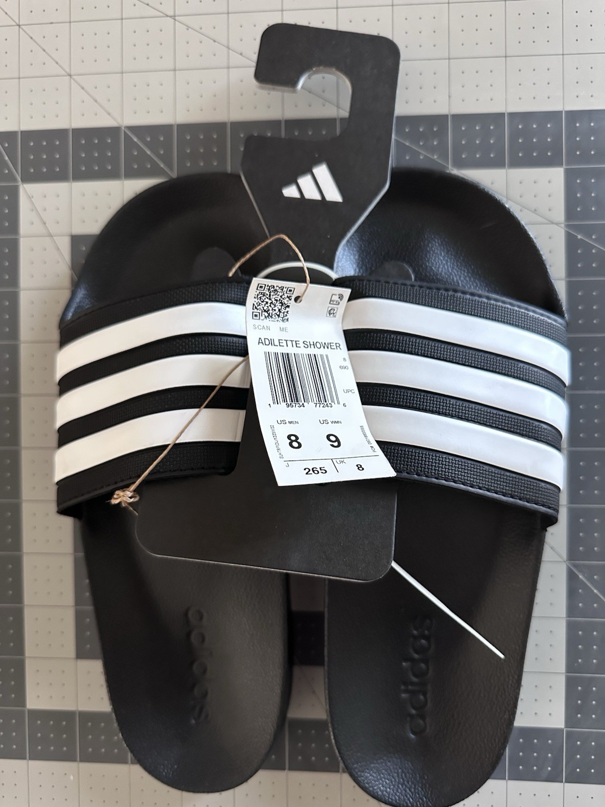 NIB w/ Tags – Adidas “Adilette” GZ5920 Shower Shoes -US Size – Men 8 – Women 9