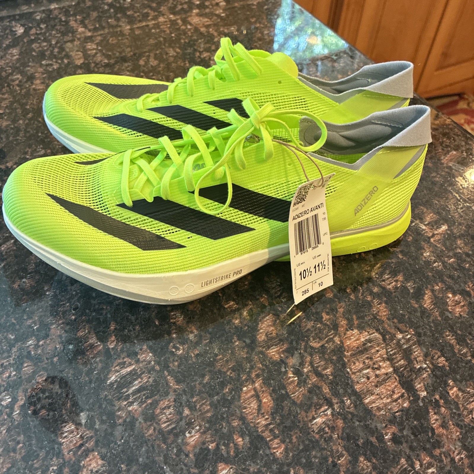 NEW adidas Adizero Avanti Spikes Lucid Lemon Track & Field Men’s size 10.5