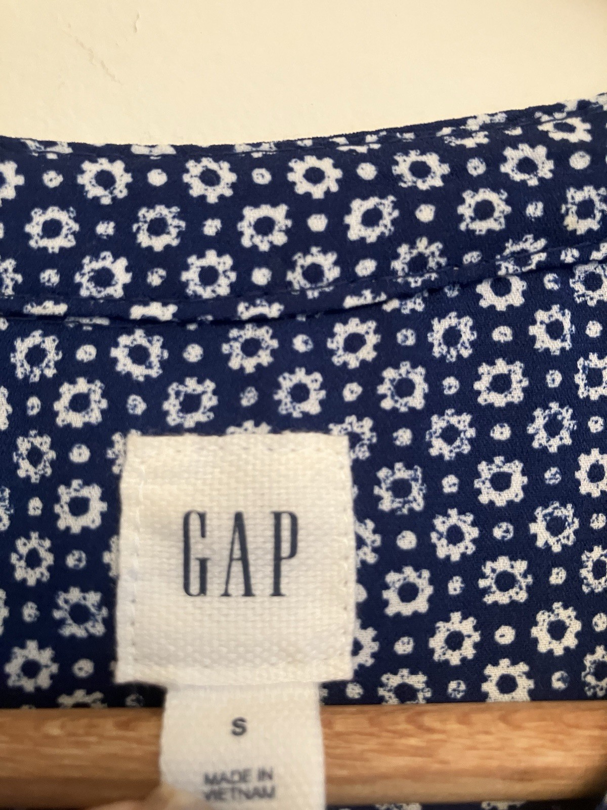 Gap Sleeveless Navy/White Patterned Dress W/Drawstring Waist Size S