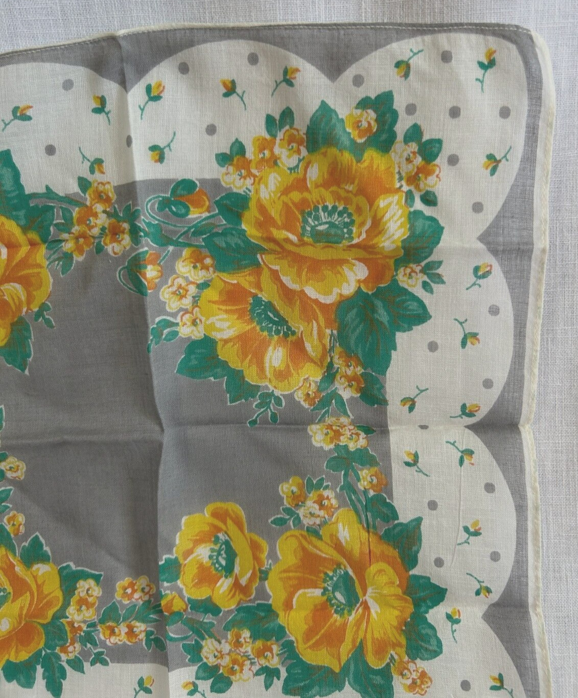 Vintage Ladies Cotton Handkerchief 11 in x 11.5 in Yellow Roses Floral