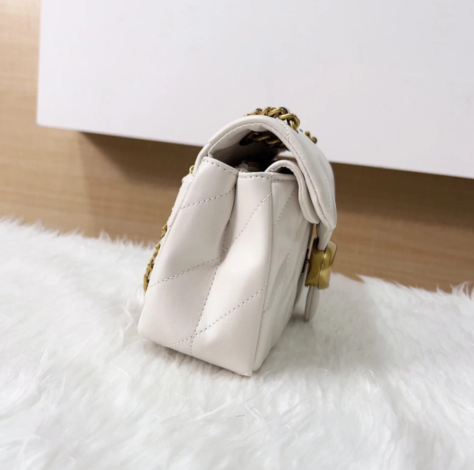 COACH Tabby 26 Quilted Shoulder Bag Beige Leather CP150 Outlet New