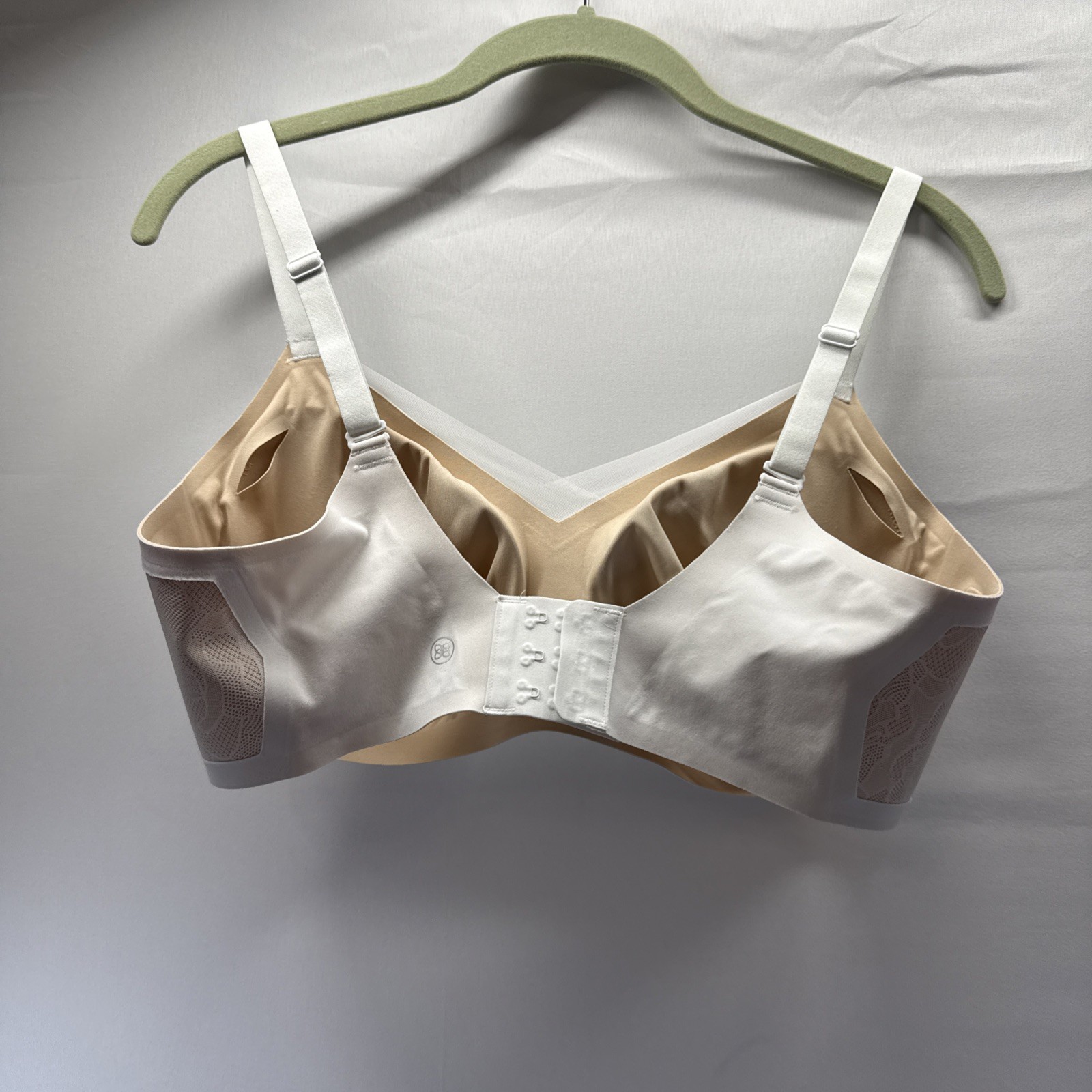Honeylove XL Bra Size 38D / DD E White Tan Removable Pads Adjustable Straps