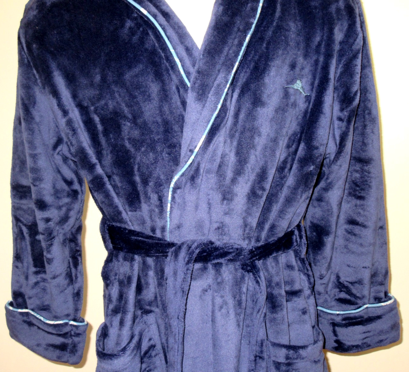 Tommy Bahama Men’s Plush Marlin Embroidered Cozy Robe Navy Blue Relax NWT