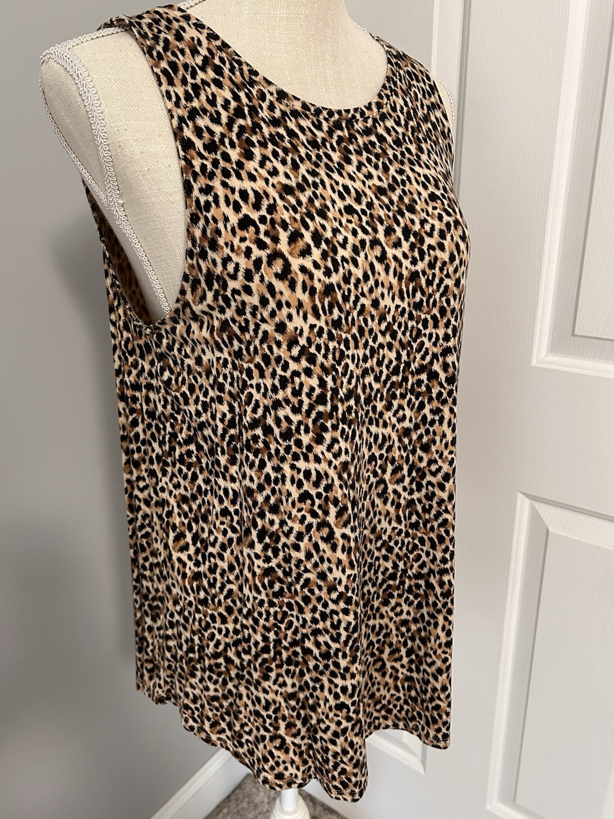 OLD NAVY LUXE~LARGE~BLACK & BROWN ANIMAL PRINT PULLOVER SLEEVELESS SWING TOP~L