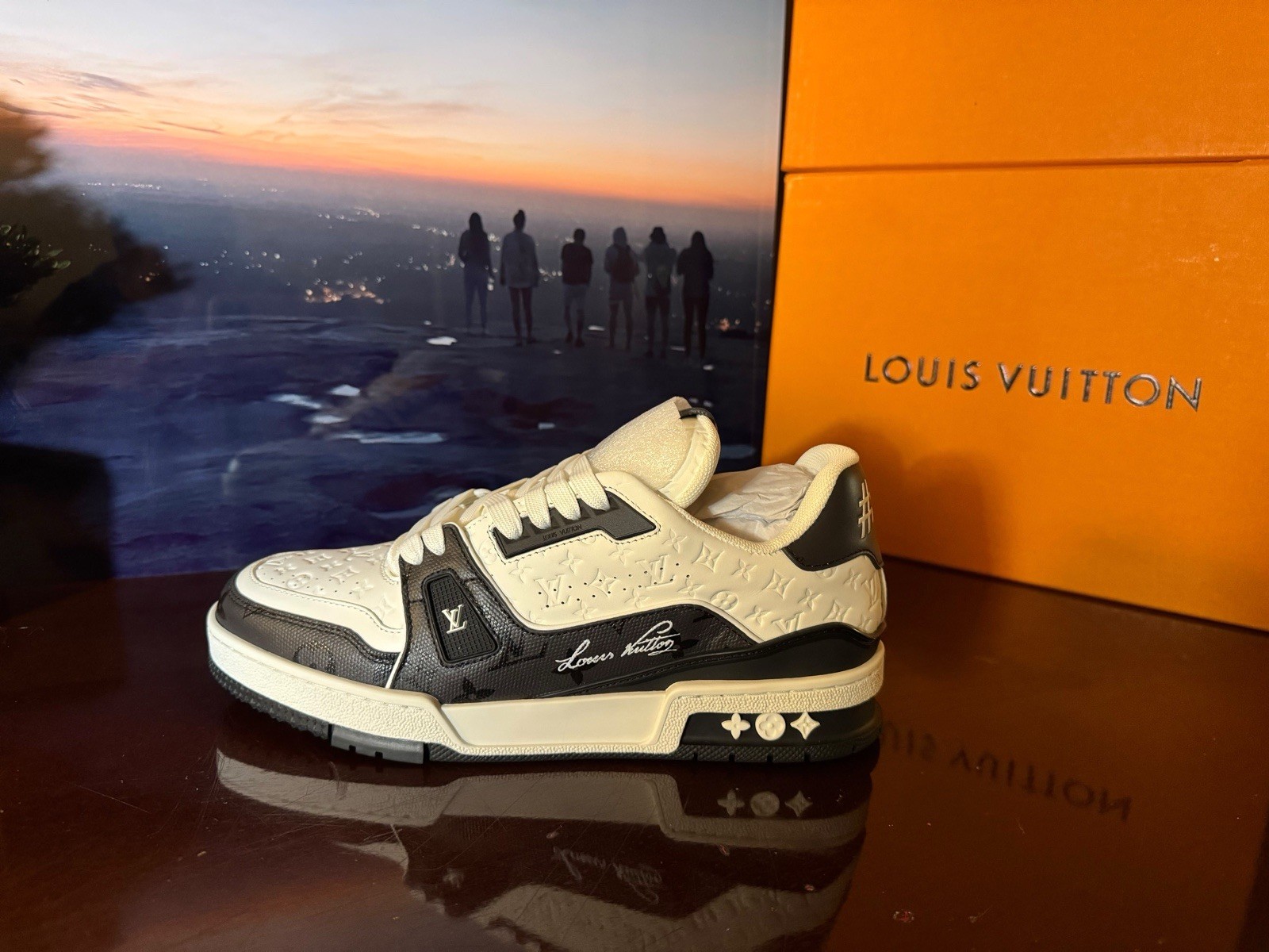 Louis Vuitton White/Black Low-Top Lace-Up Athletic Sneakers Monogram Logo New