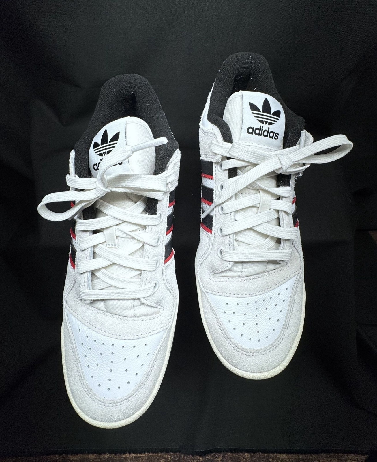 Adidas Forum Low CL JP6094 Mens Size 7 white Black and Red Sneakers
