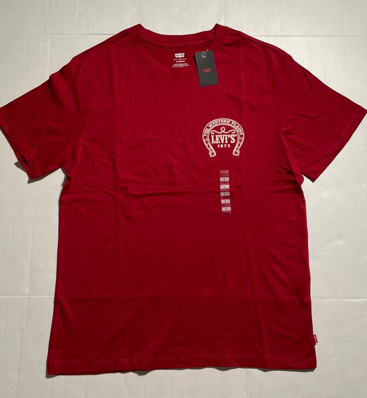 NWT Levi’s Men’s Graphic T-Shirt Short Sleeve Red – Size Large – FREE SHIPPING