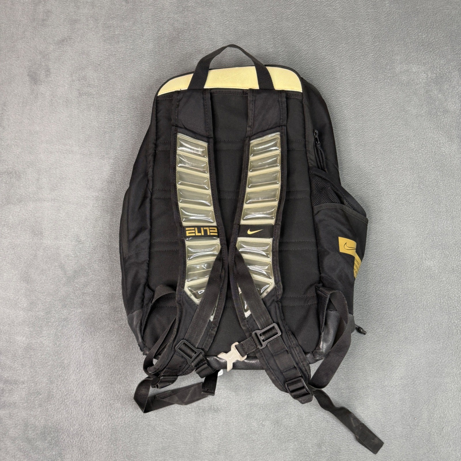 Nike Hoops Elite Pro Basketball Backpack Black Gold BA5555-013 Mens Bag