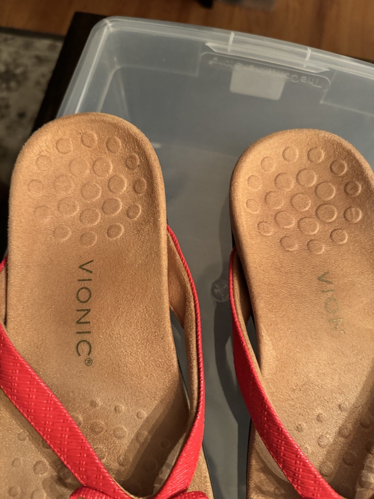 Vionic Leather Thong Flip Flop Sandal w/ Bow Bella II Woven Cherry Red 8.5 Wide