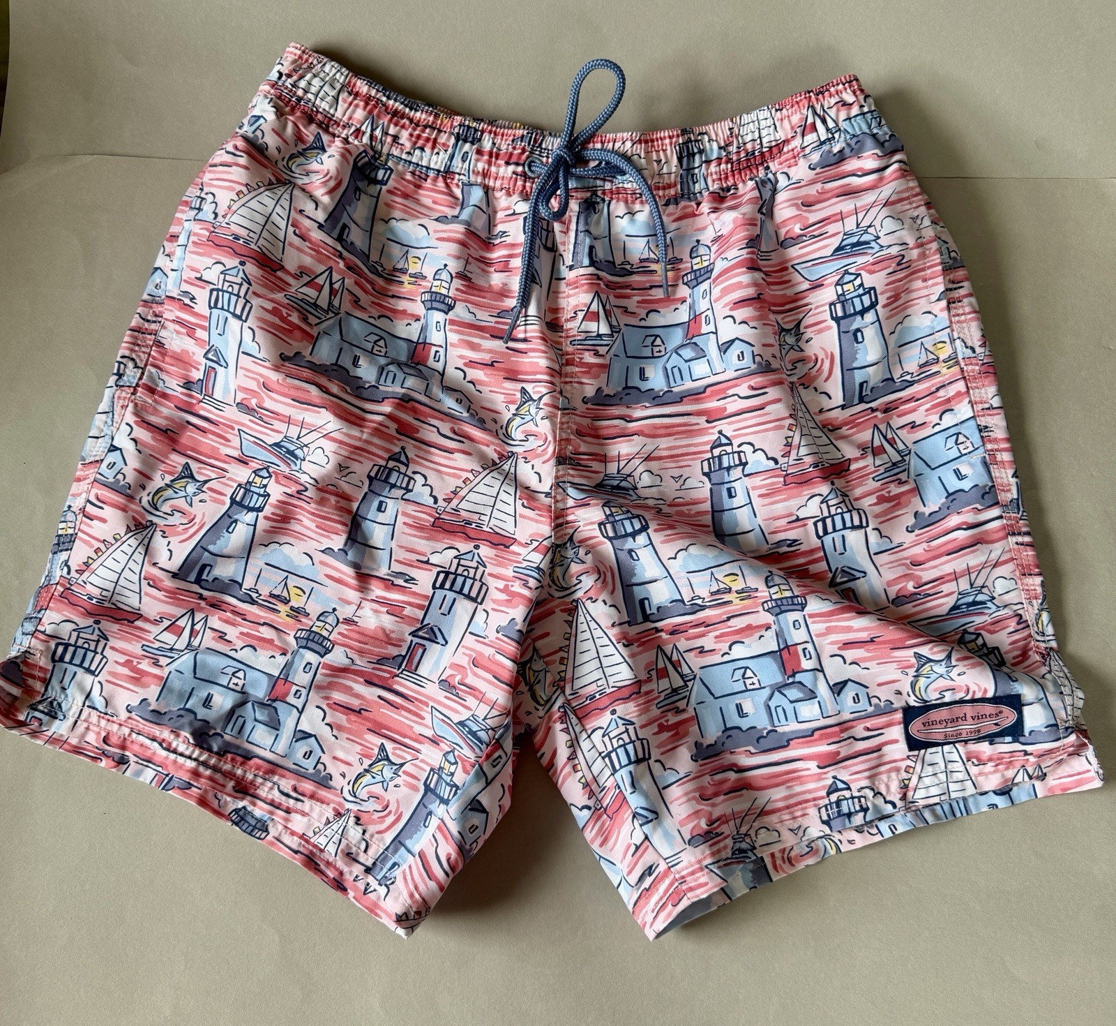 New VINEYARD VINES Pink Blue Lighthouses Mens BATHING SWIM TRUNK Size XS MSRP$85