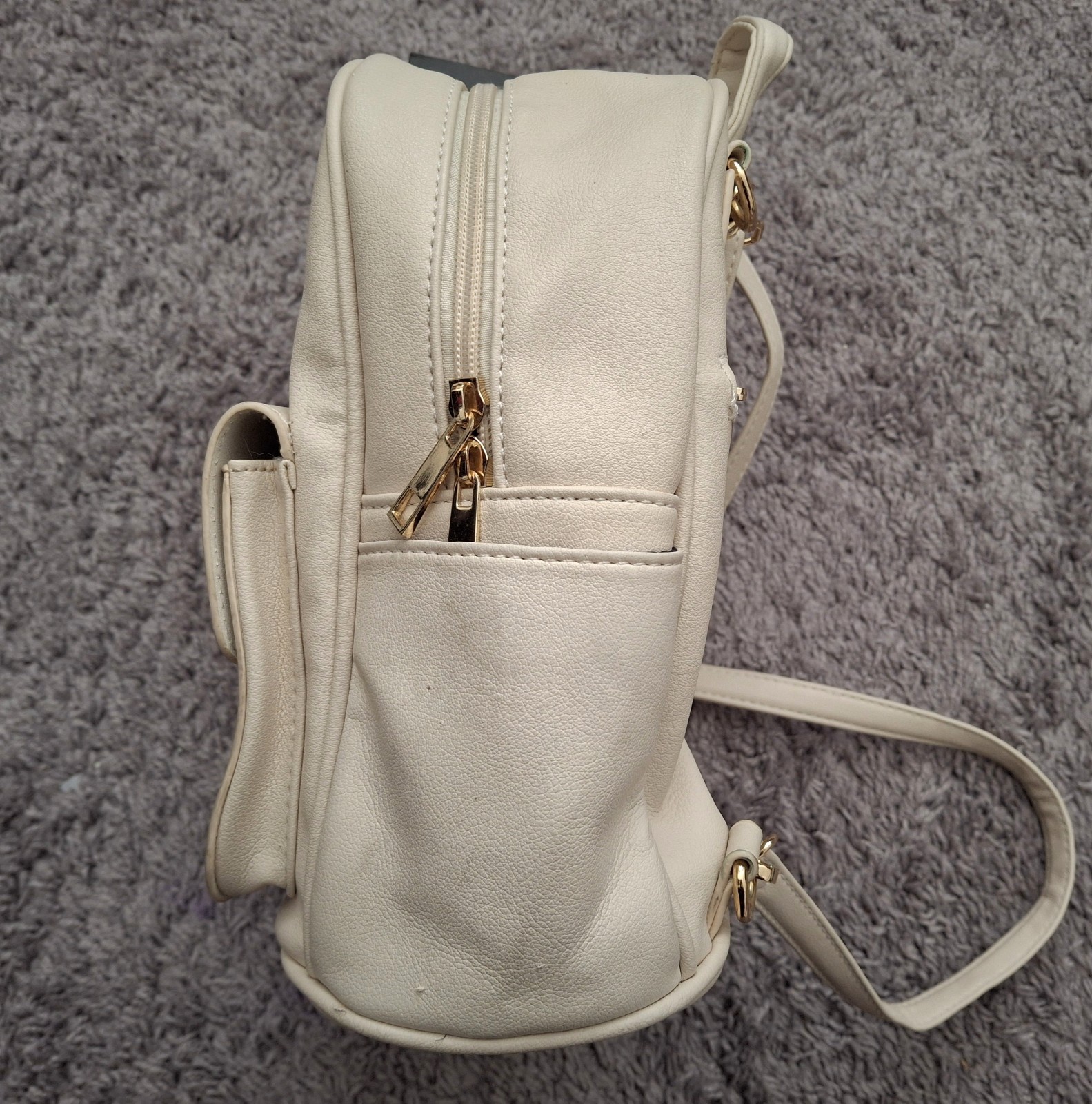 Ecosusi Women’s Cream Mini Small Backpack Bow Gold Zip Close Adjustable Straps