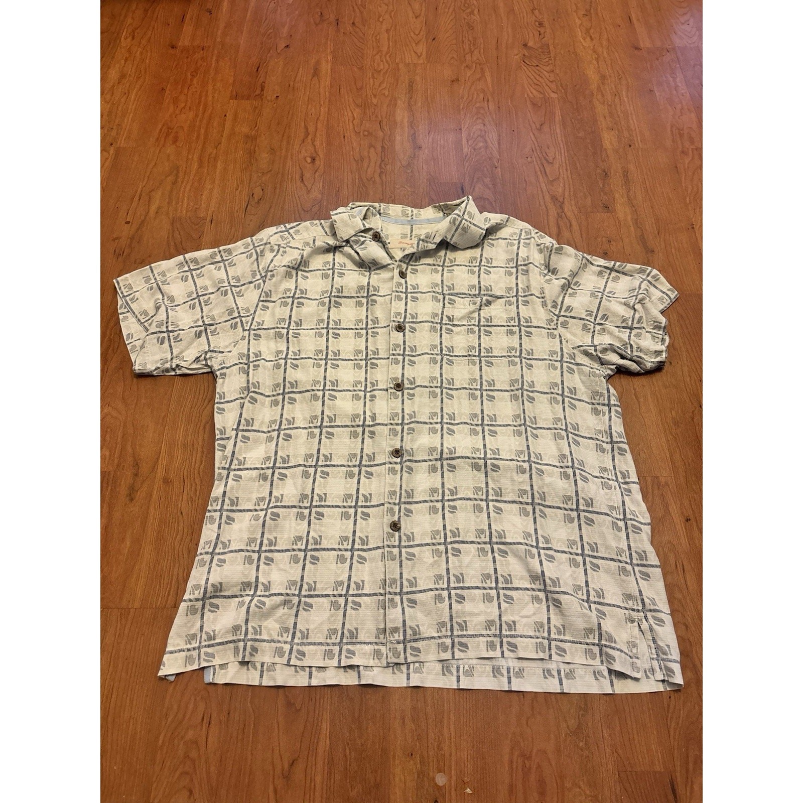 Tommy Bahama Hawaiian Shirt Beige & Blue 100% Silk Tropical Size Large