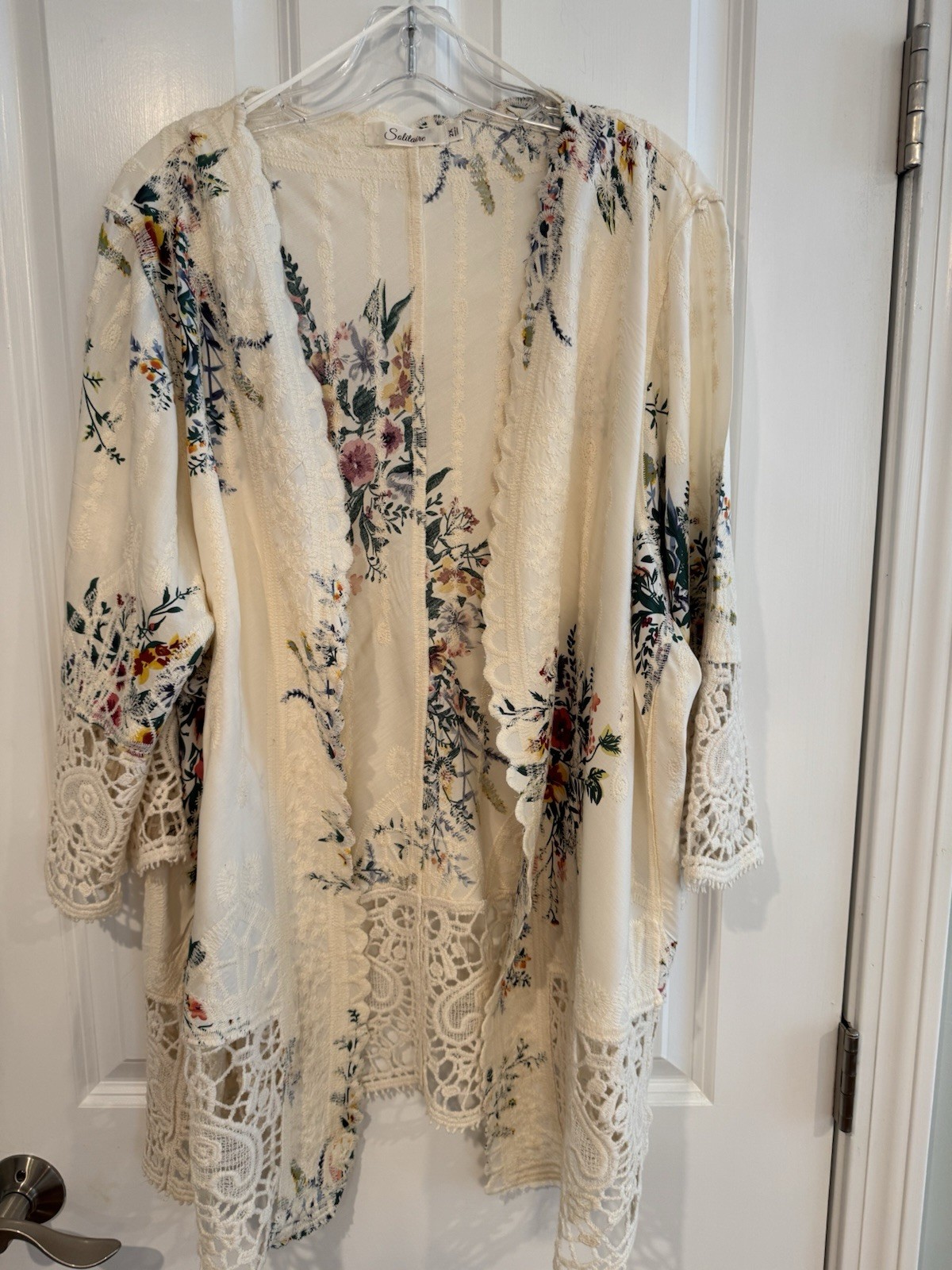Solitaire Floral Crochet Lace Open Front 3/4 Sleeve Kimono Top, Plus 2X