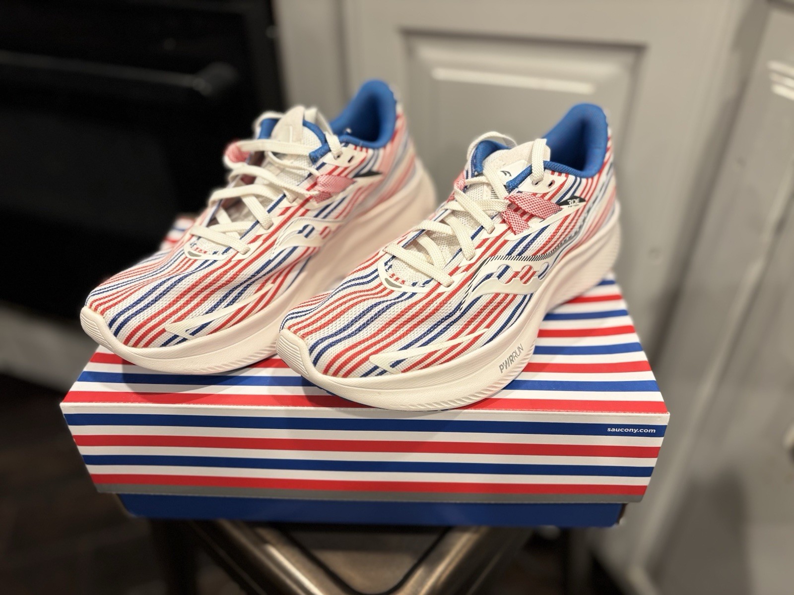 Saucony Ride 15 Banner Women’s Athletic Casual Running Shoes Size 7