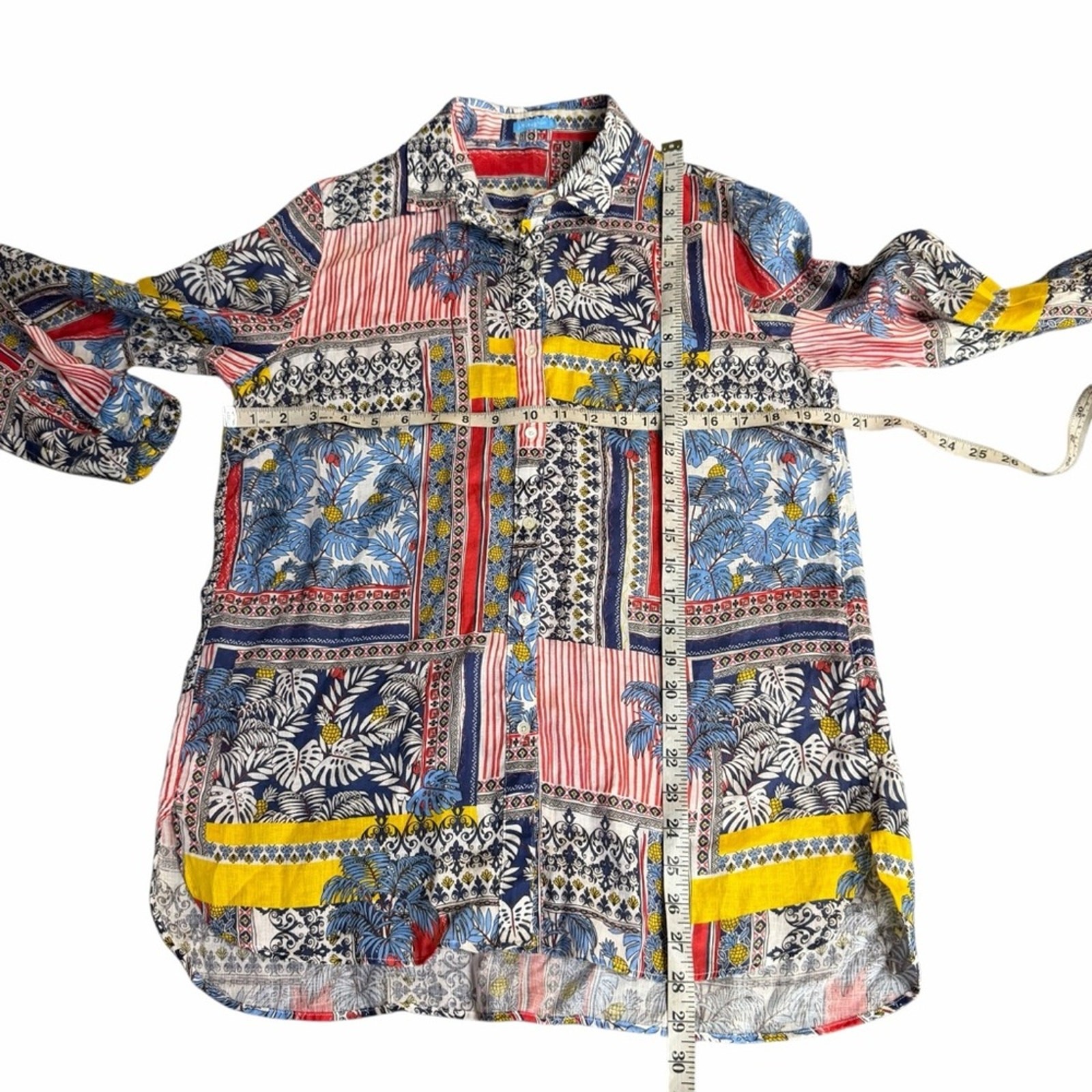 J. McLaughlin Brit Linen Long Sleeve Button Down in Palm Park Size Medium