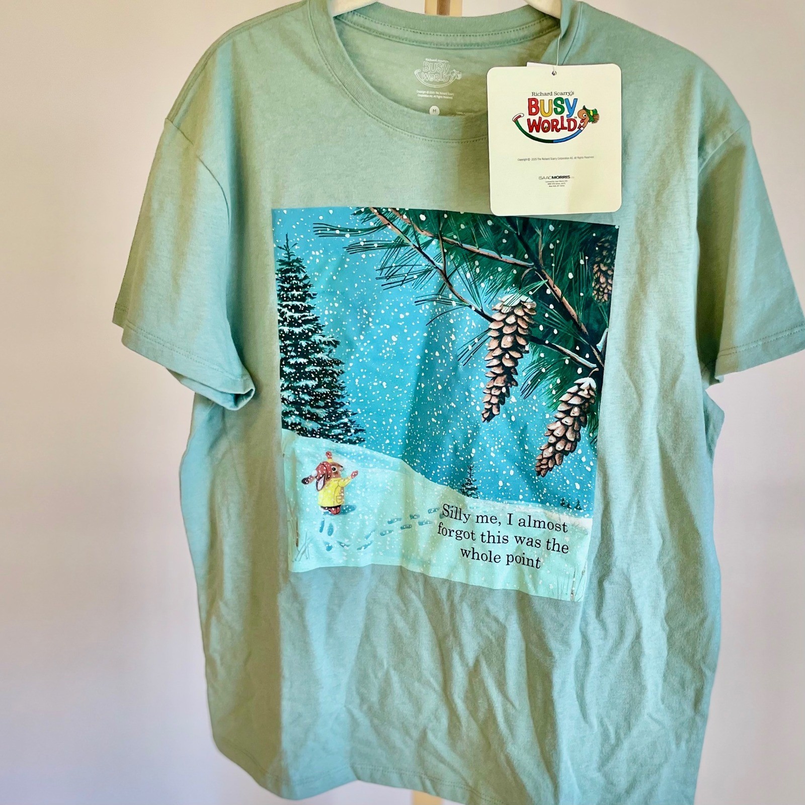 Richard Scarry Busy World Sage Green Winter Graphic T-Shirt Women’s Medium NEW