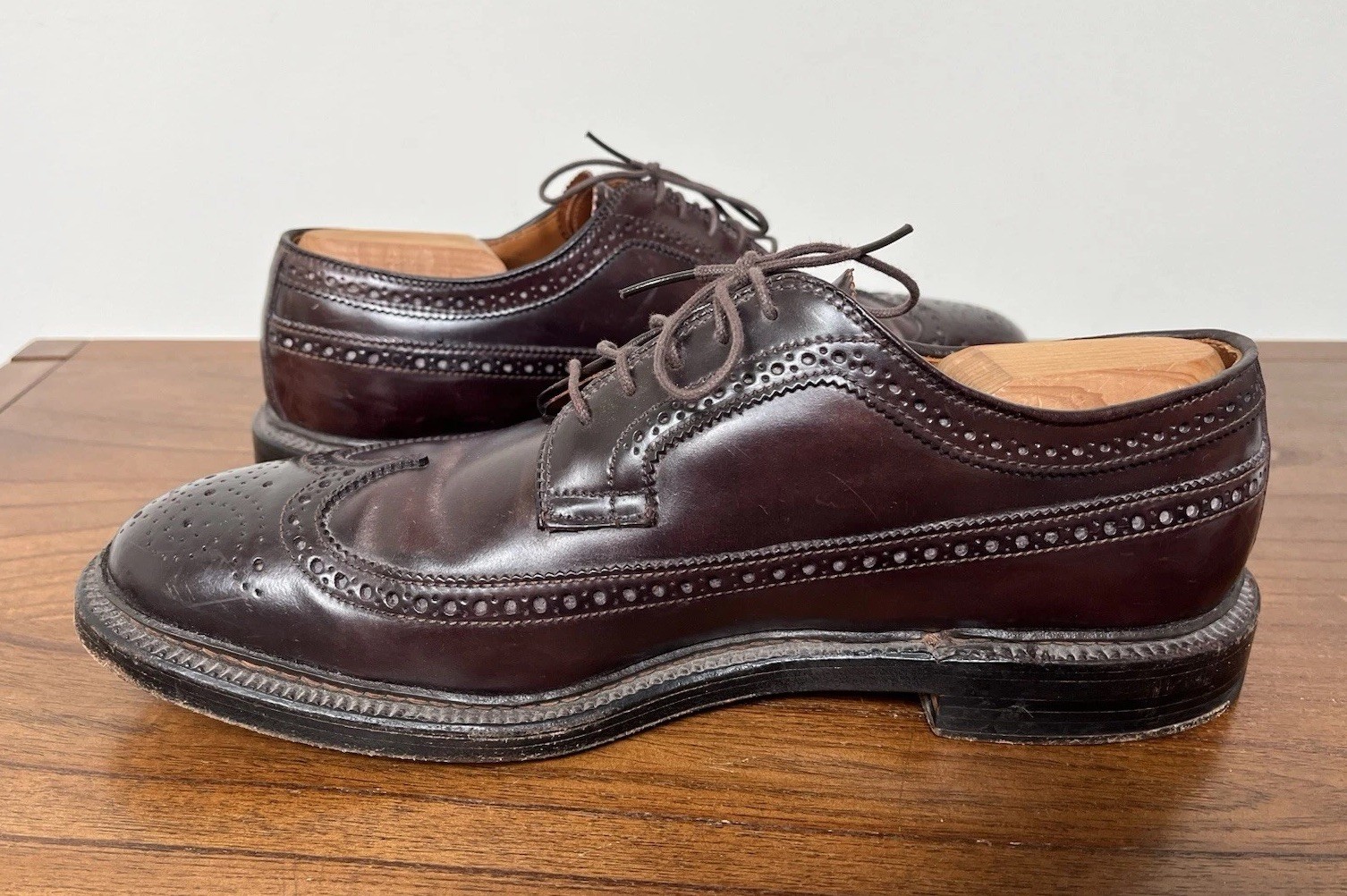 Alden Men’s Size 9 B D Wingtip Leather Oxford Shoes 975 Made in New England USA