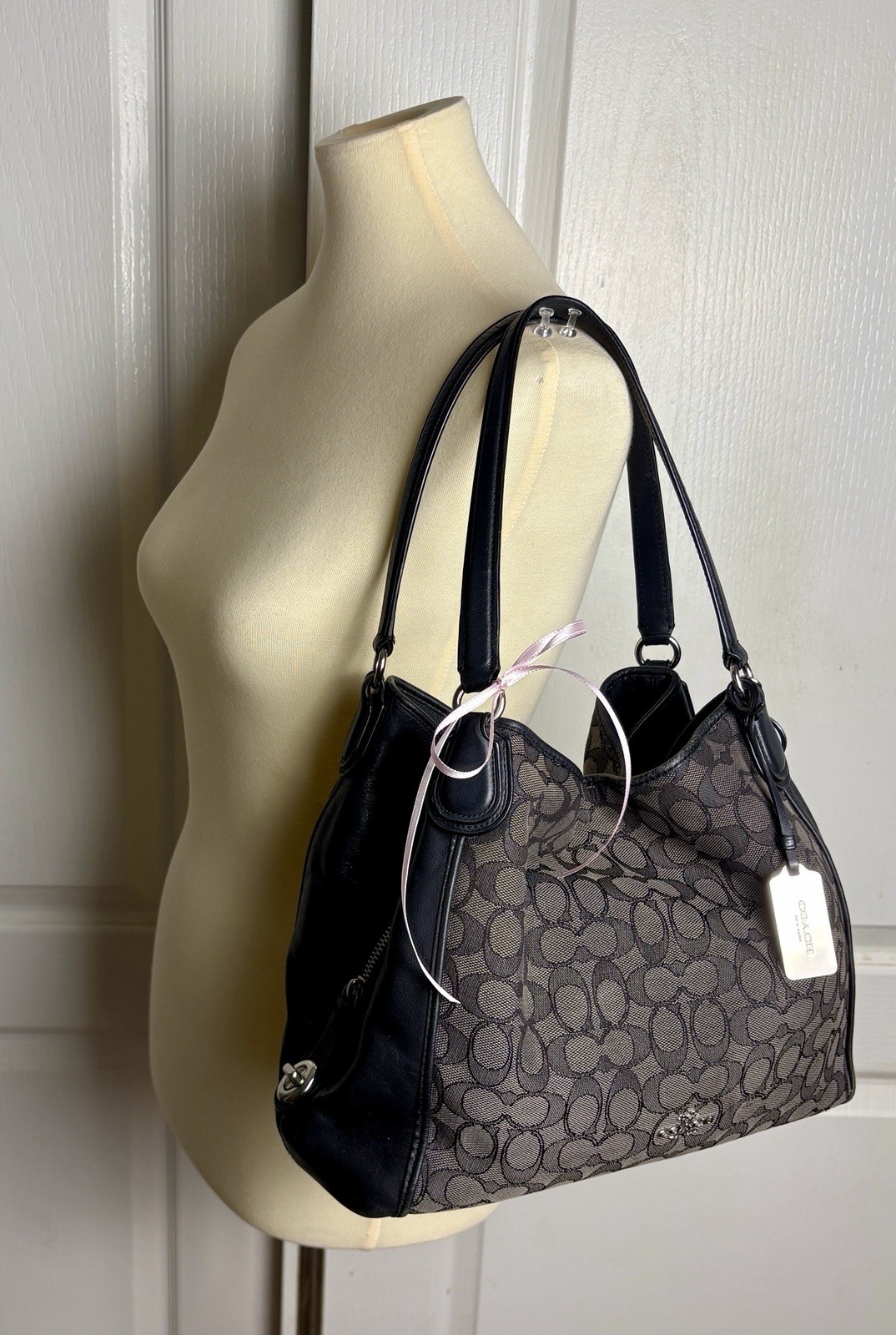 Coach Edie 31 In Signature Jacquard And Black Leather Trim With Charm