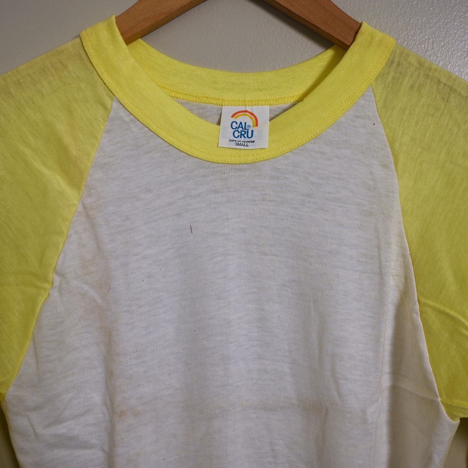 Vintage 80s Cal Cru Bright Yellow Sleeve Baseball T-Shirt Unisex S NOS