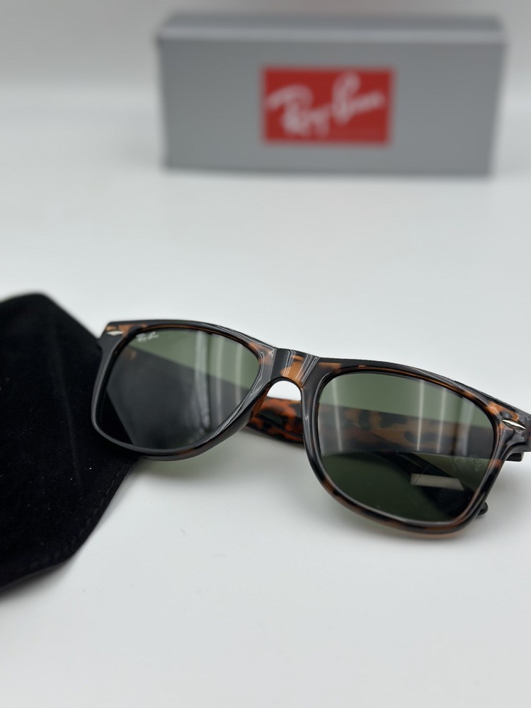 Premium Retro Polarized Sunglasses for Men & Women UV Protection Stylish Frame