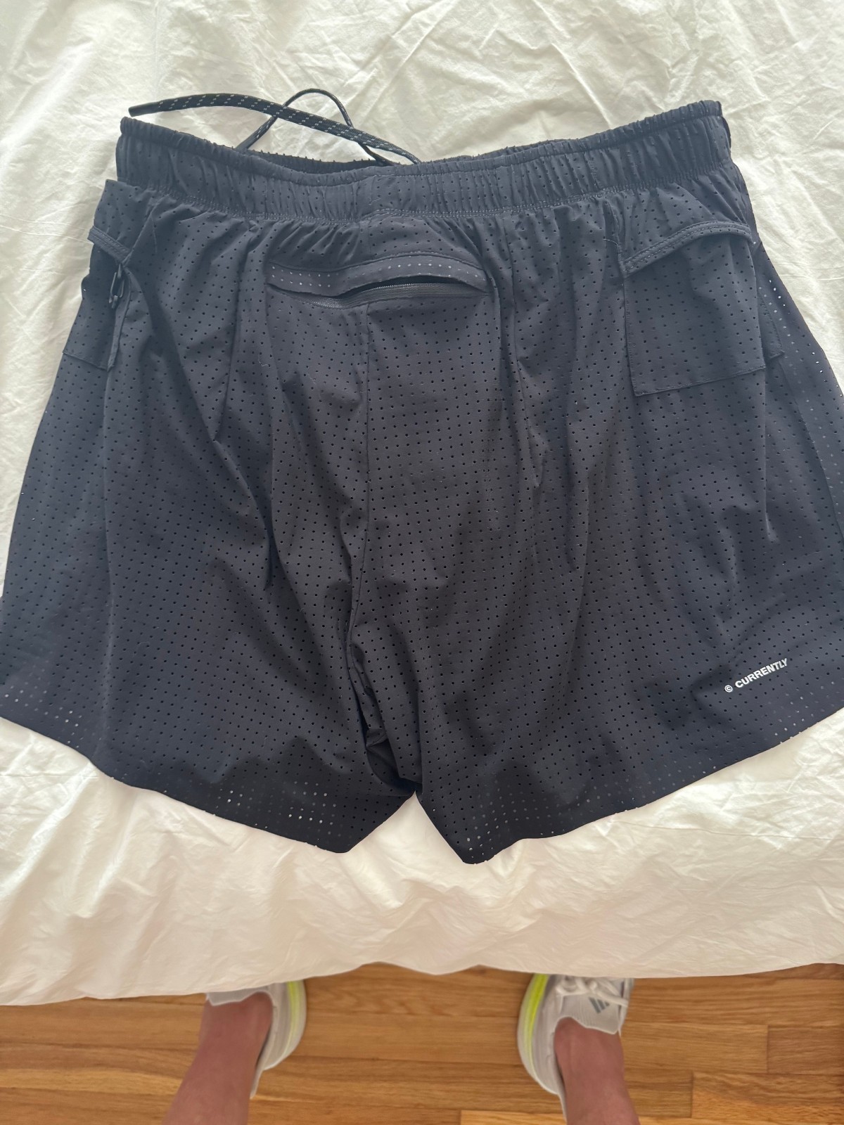 Mens Currently Running M2 Pro 5” Lined Short – Black – Small. Worn 2x only!