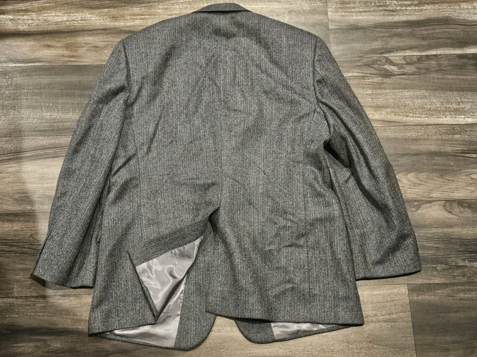 Brooks Brothers 346 Sport Coat Mens 46R Gray Wool Jacket Herringbone