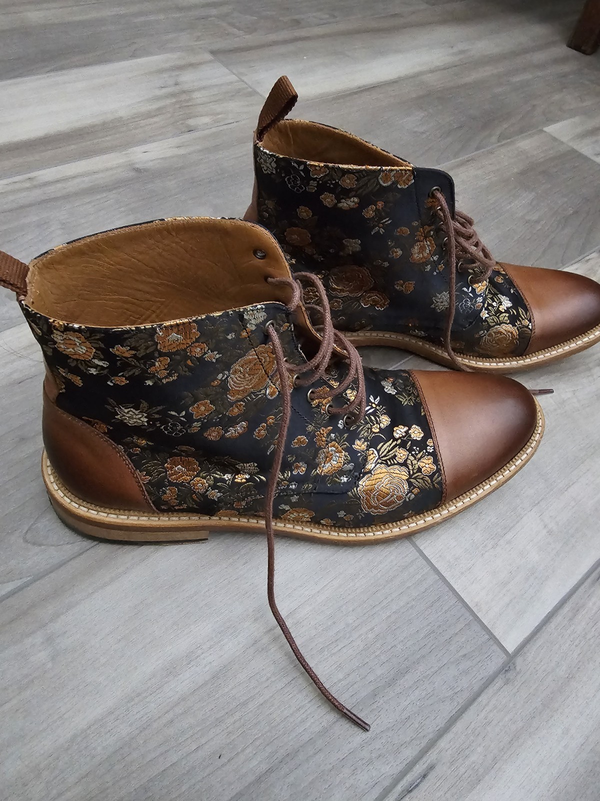 TAFT Men’s Floral Cap Ankle Boots Brown Size EU 42 US 9