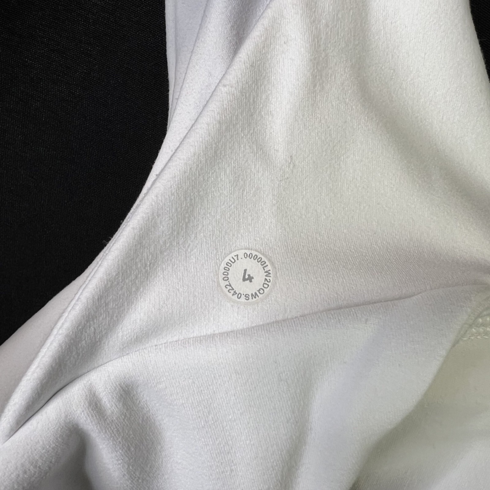 Lululemon Align V-Neck Bra *Light Support Sports Running White A/B Cup Size 4