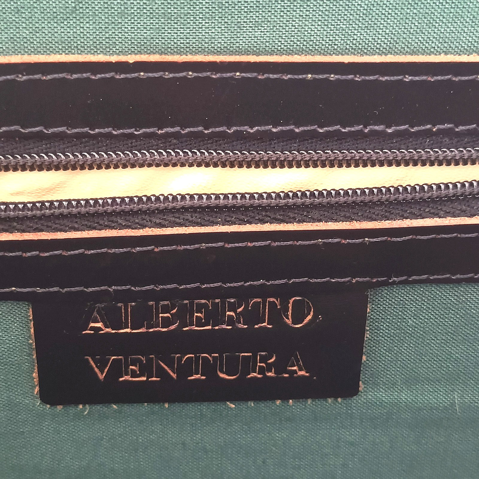 Alberto Ventura Made In Italy Genuine Leather Shoulder Bag