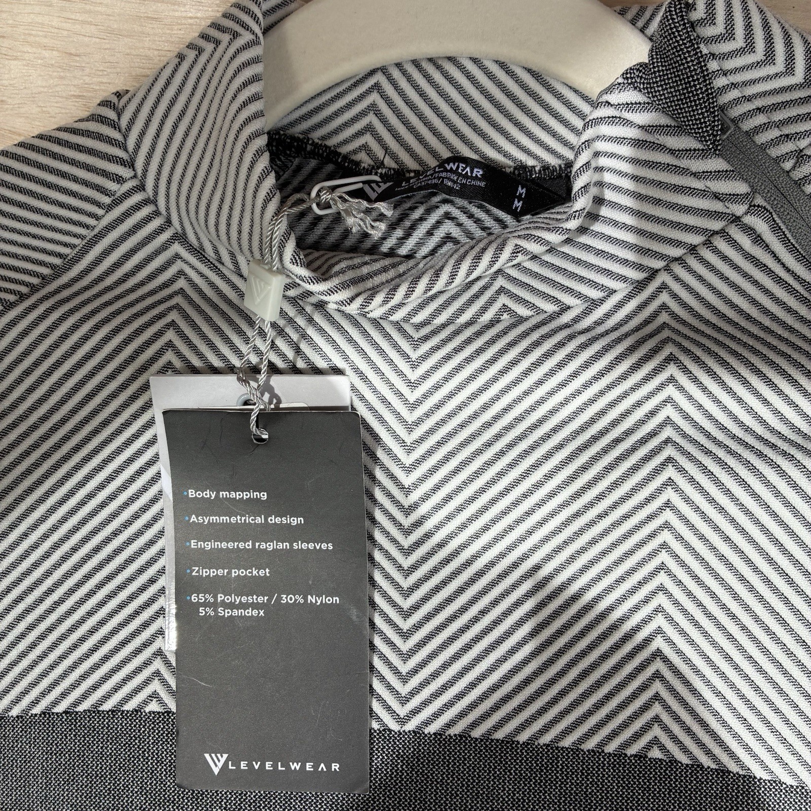 Levelwear Verse asymmetrical raglan tri-blend Pullover Black Grey White Stretch