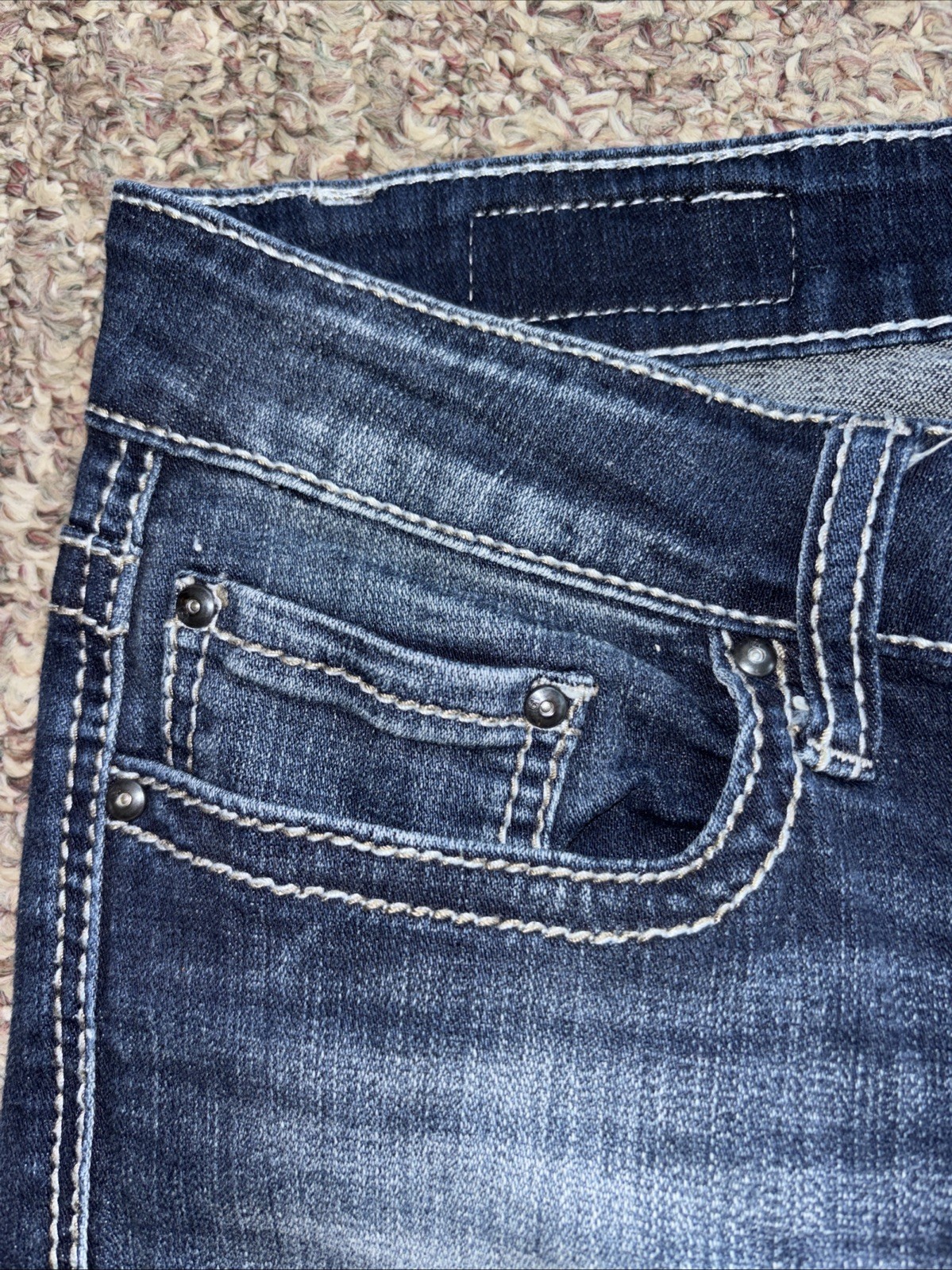 BUCKLE DAYTRIP VIRGO BOOTCUT Womens Size 31R Midrise Stretch Jeans 34×30.5 EUC