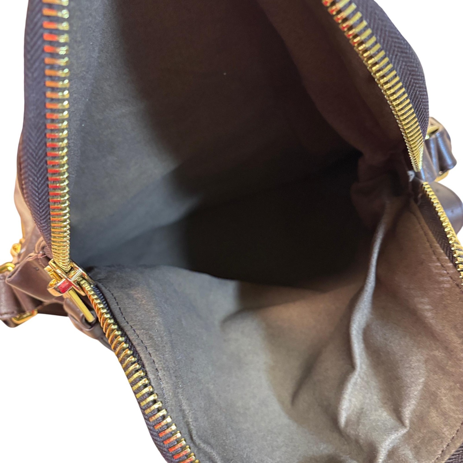 Tom Ford Jennifer Large Brown Calfskin Leather Crossbody Bag 14.25″L/4″W/11″H