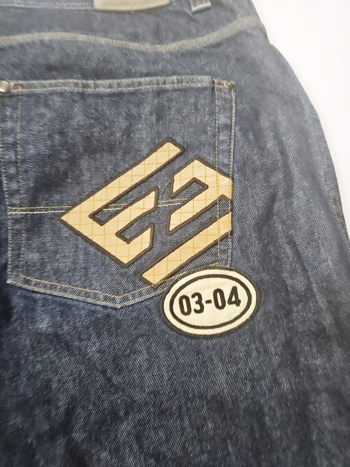 Enyce Dark Wash Leather Cotton Denim Jeans Logo Patch Men’s Size 42 Short Leg