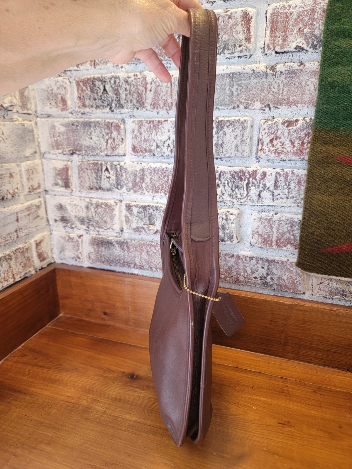 Vintage COACH Leather ERGO 9020 Mahogany Brown Mini Zip Hobo/Shoulder Bag USA