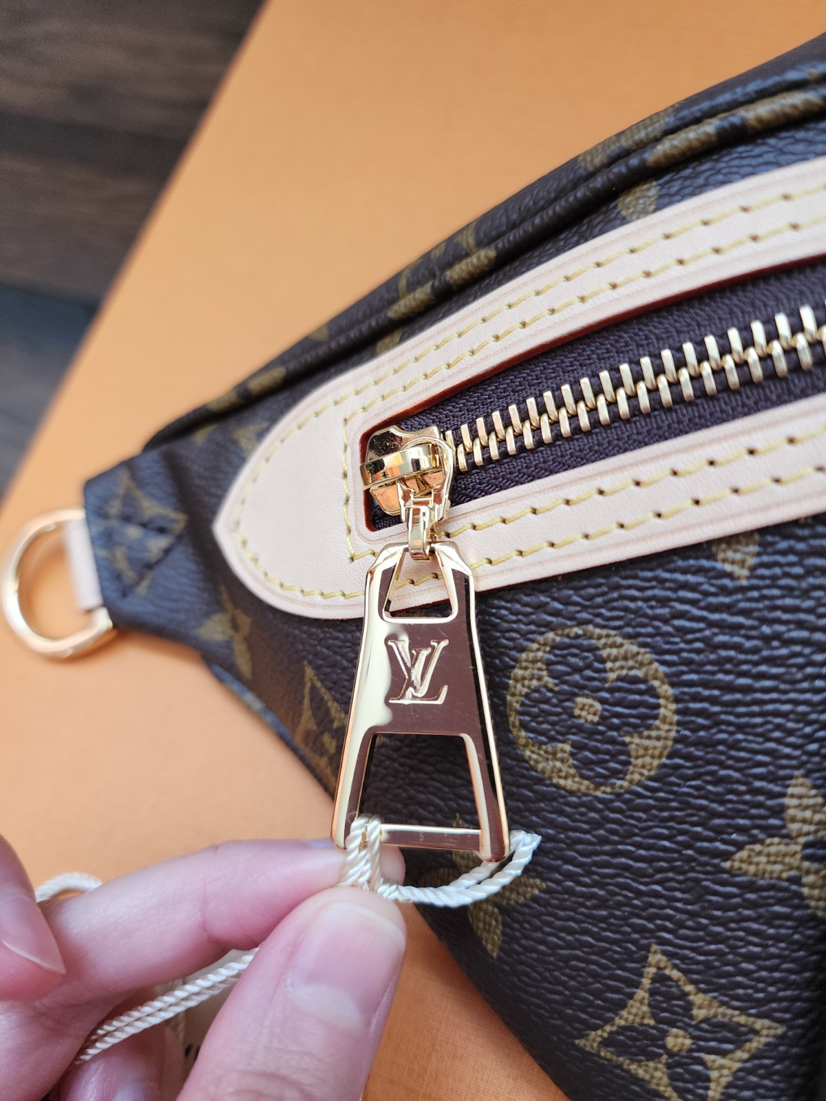 $2020 Brand New Authentic Louis Vuitton High Rise Monogram Belt Bag M46784