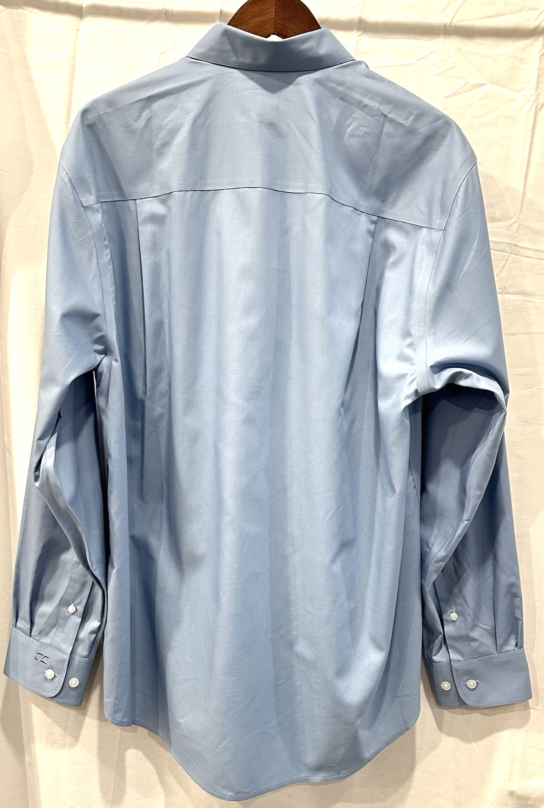 NEW Cutter & Buck Men’s Large Easy Care Blue Button Up Shirt Polyester Blend