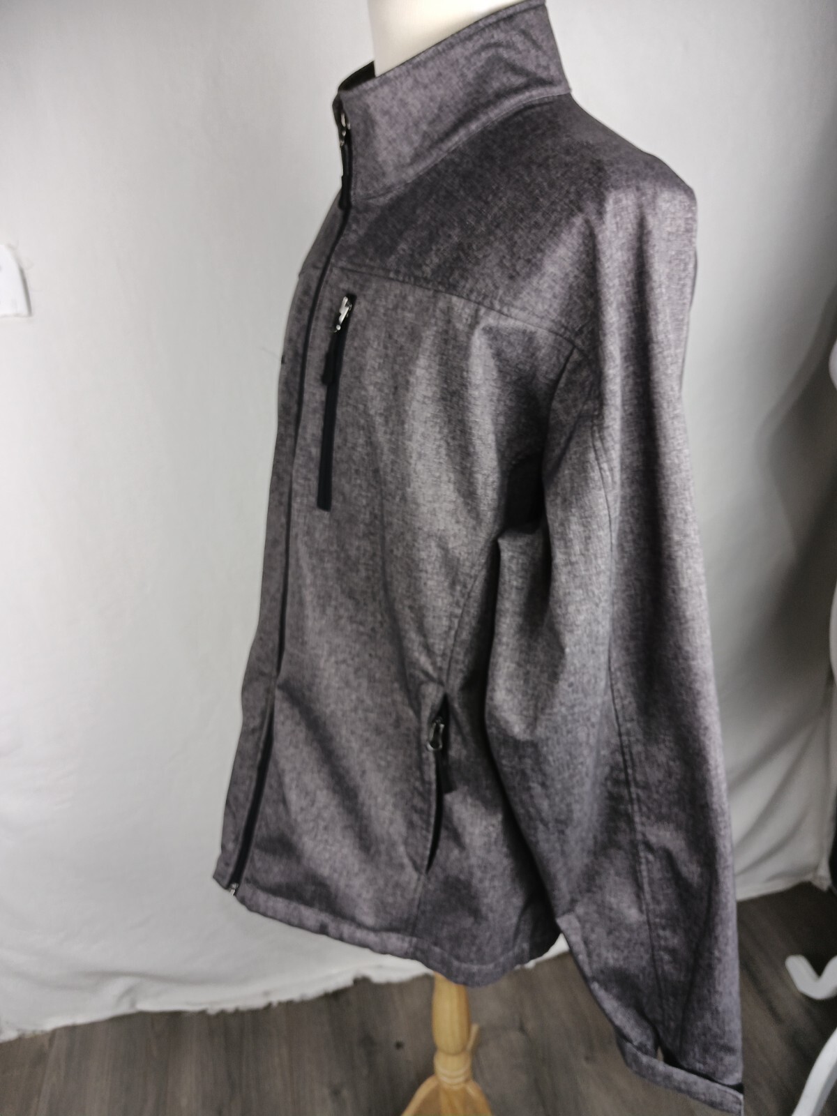 Freetech Mens Sz XL gray Active Wear Jacket B63