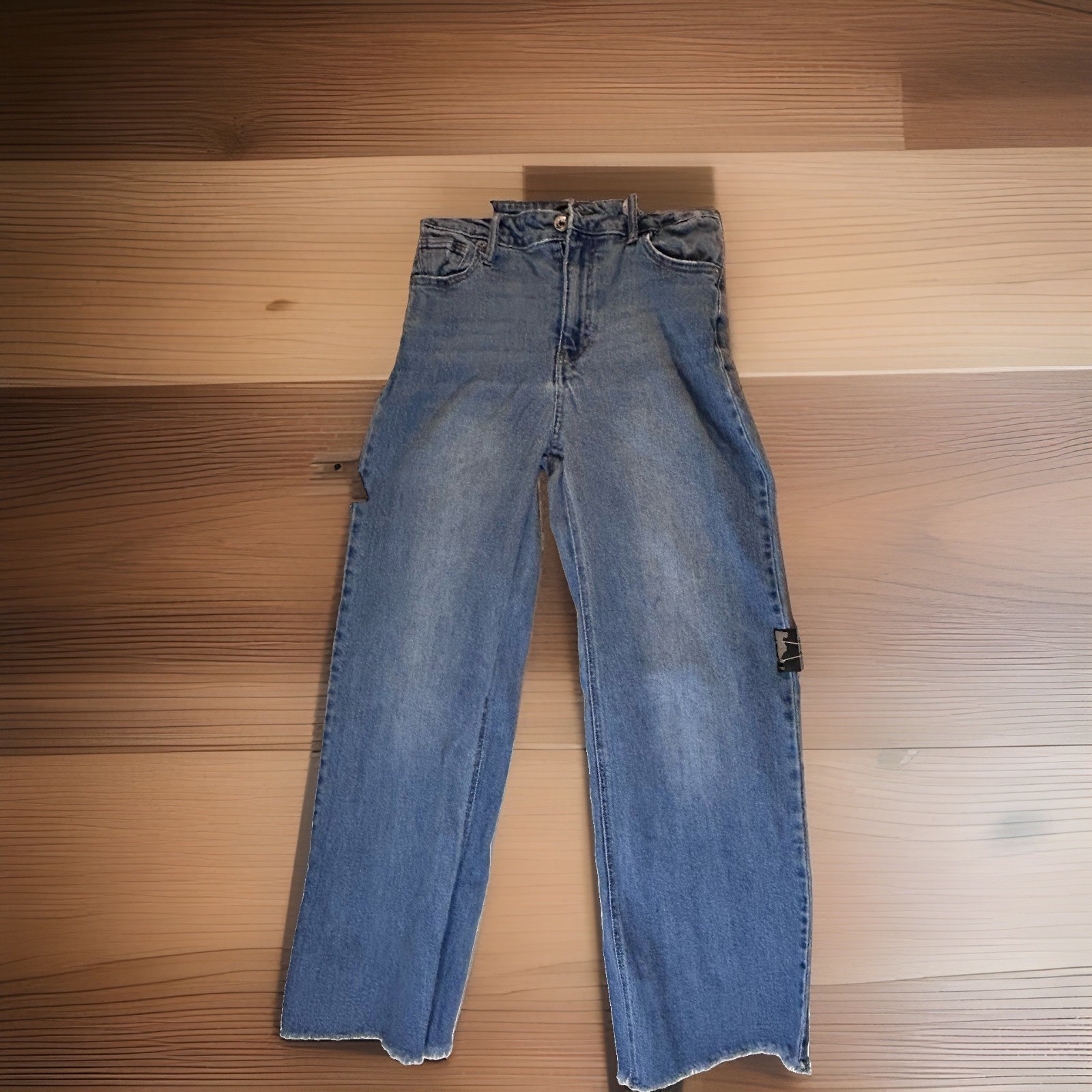 BCBGeneration Womens High Rise Wide Leg Jeans Light Wash Raw Hem Size 7/28