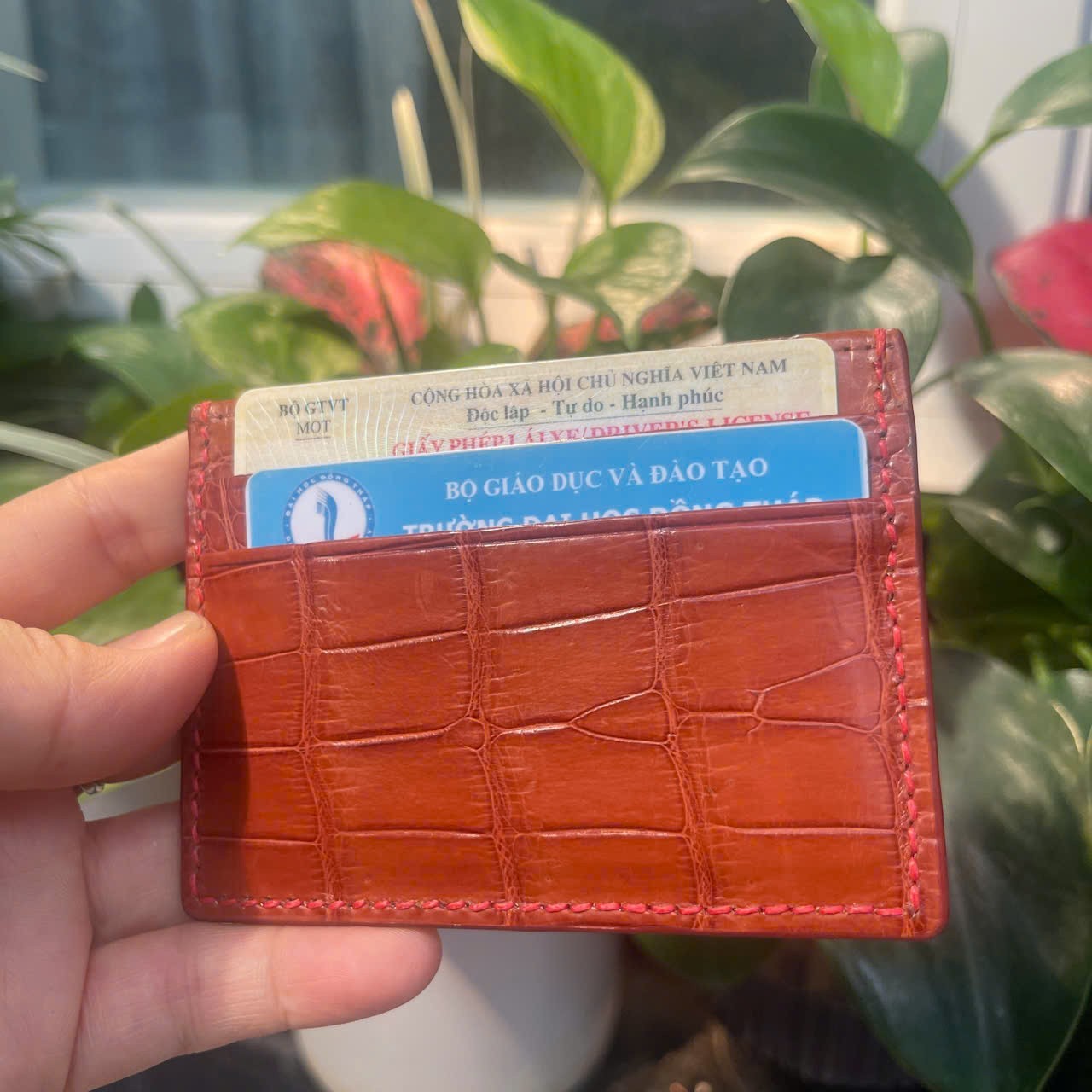 GENUINE LEATHER SKIN CREDIT CARD HOLDER/ WALLET CARD HOLDER FOR MEN